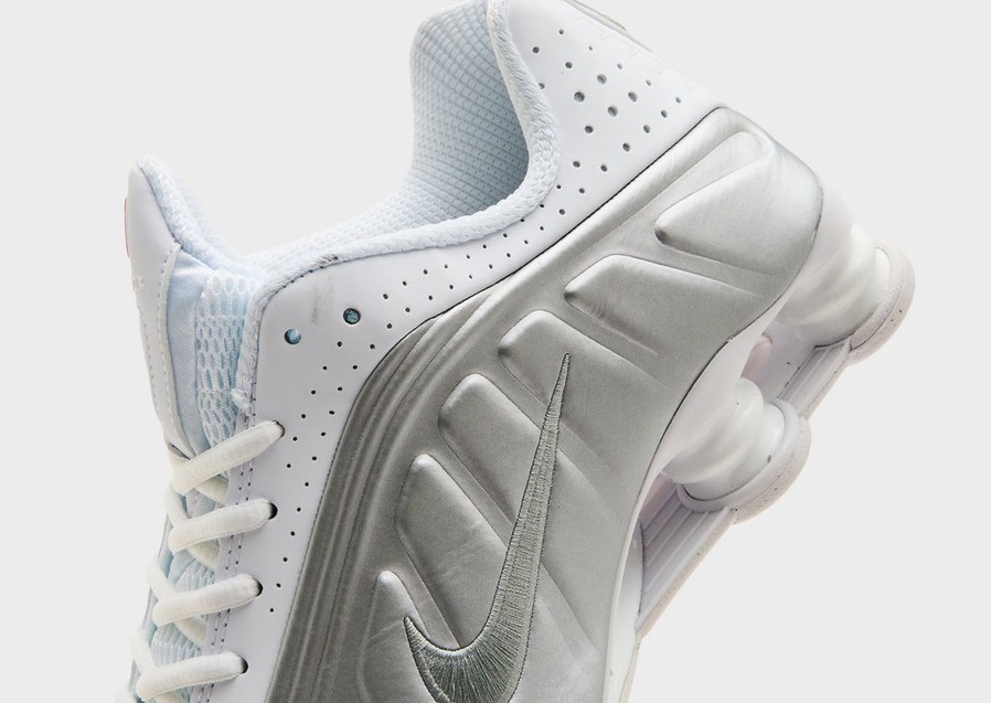 Adidași pentru bărbați NIKE SHOX R4 HQ1988-101 Alb