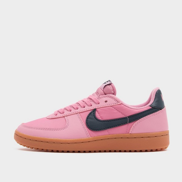 Nowa era sneakersów Nike Field General