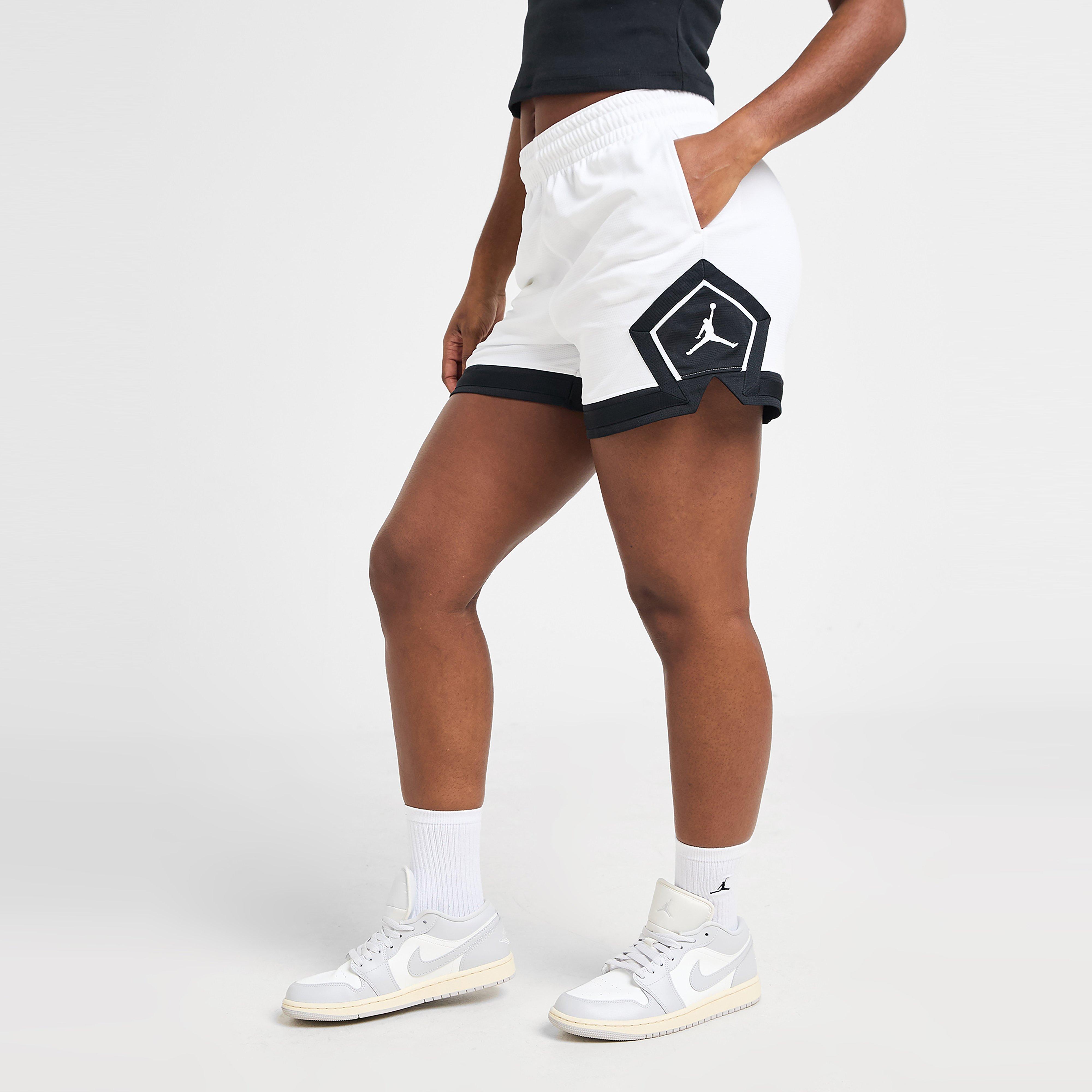 Krótkie spodenki, szorty damskie JORDAN SZORTY W J SPT DMND SHORT 4"