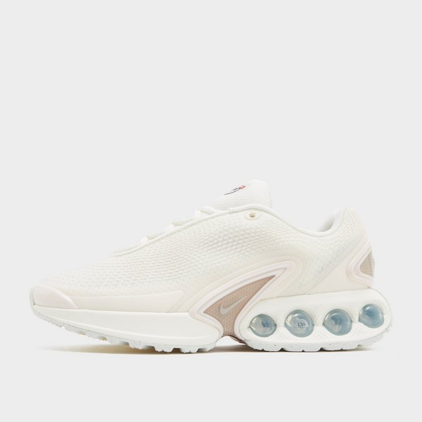 Jak wiązać Air Maxy, by wyglądały stylowo? Sprawdzone wskazówki