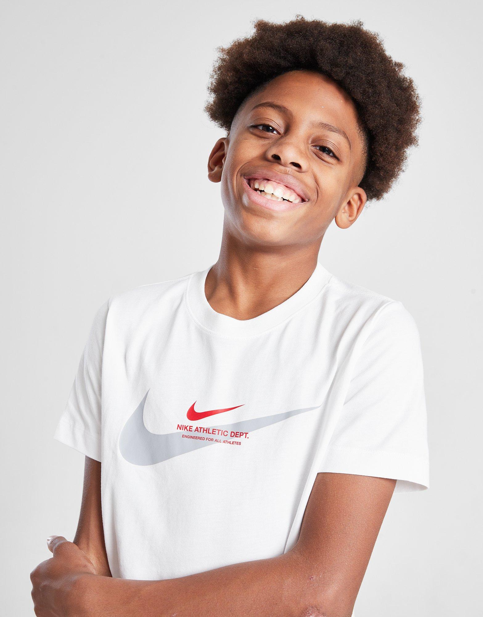 Gyerek póló NIKE PÓLÓ B NSW SI GRAPHIC TEE B HV6970-100 Fehér