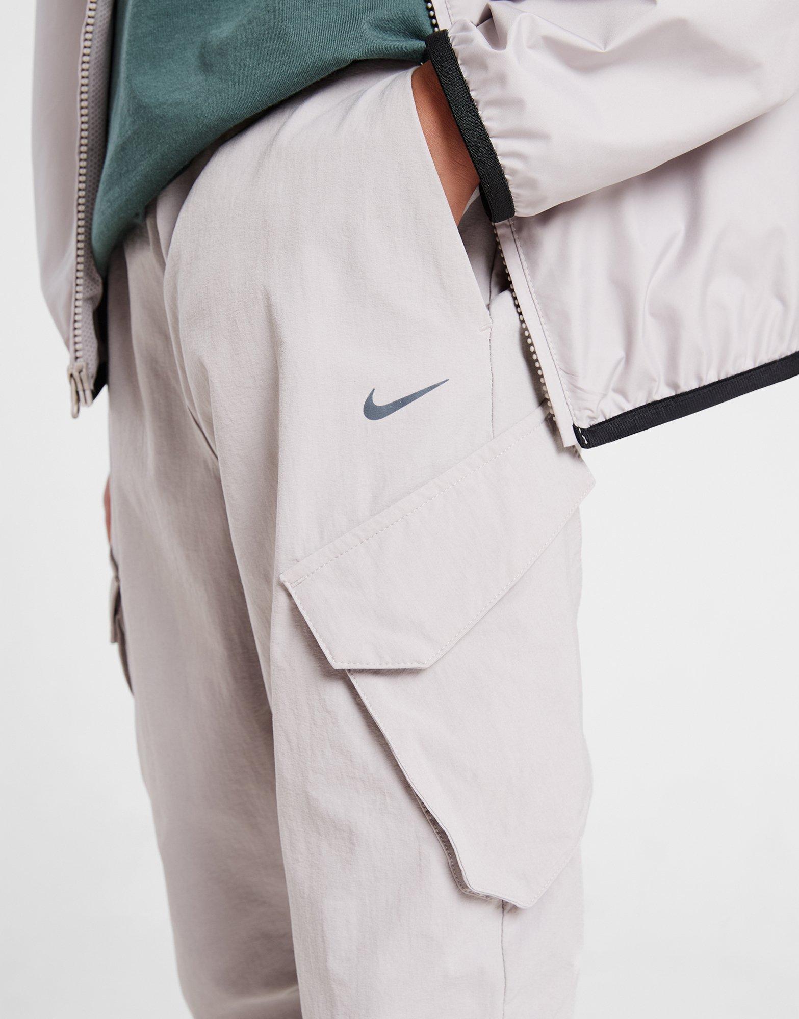 NIKE NADRÁG K NSW CITY UTILITY CARGO PANT B FZ4904-009 Szürke