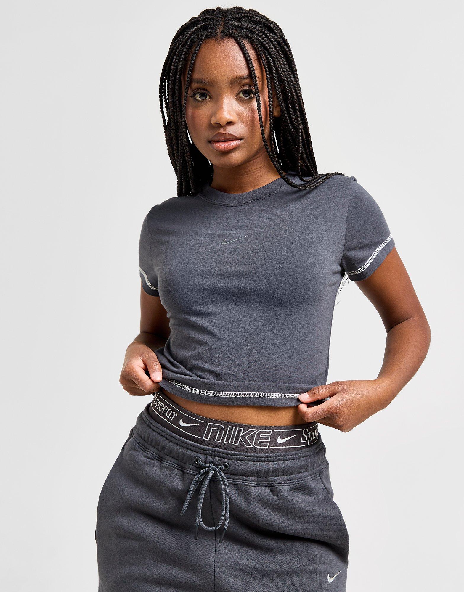 Дамска тениска NIKE ТЕНИСКА W NSW CHLL KNT MD CRP GLS EMEA HV6525-060 Сив