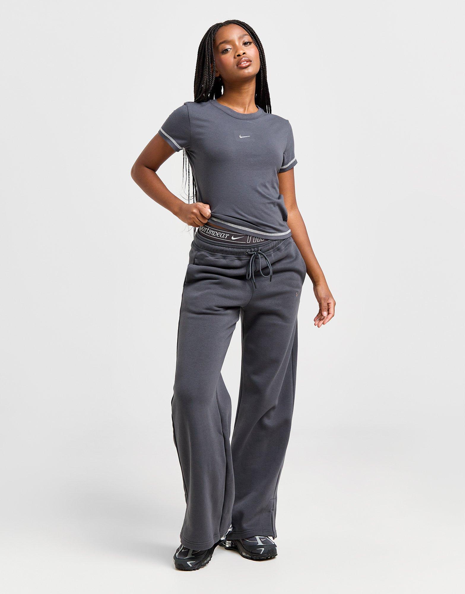 Дамска тениска NIKE ТЕНИСКА W NSW CHLL KNT MD CRP GLS EMEA HV6525-060 Сив