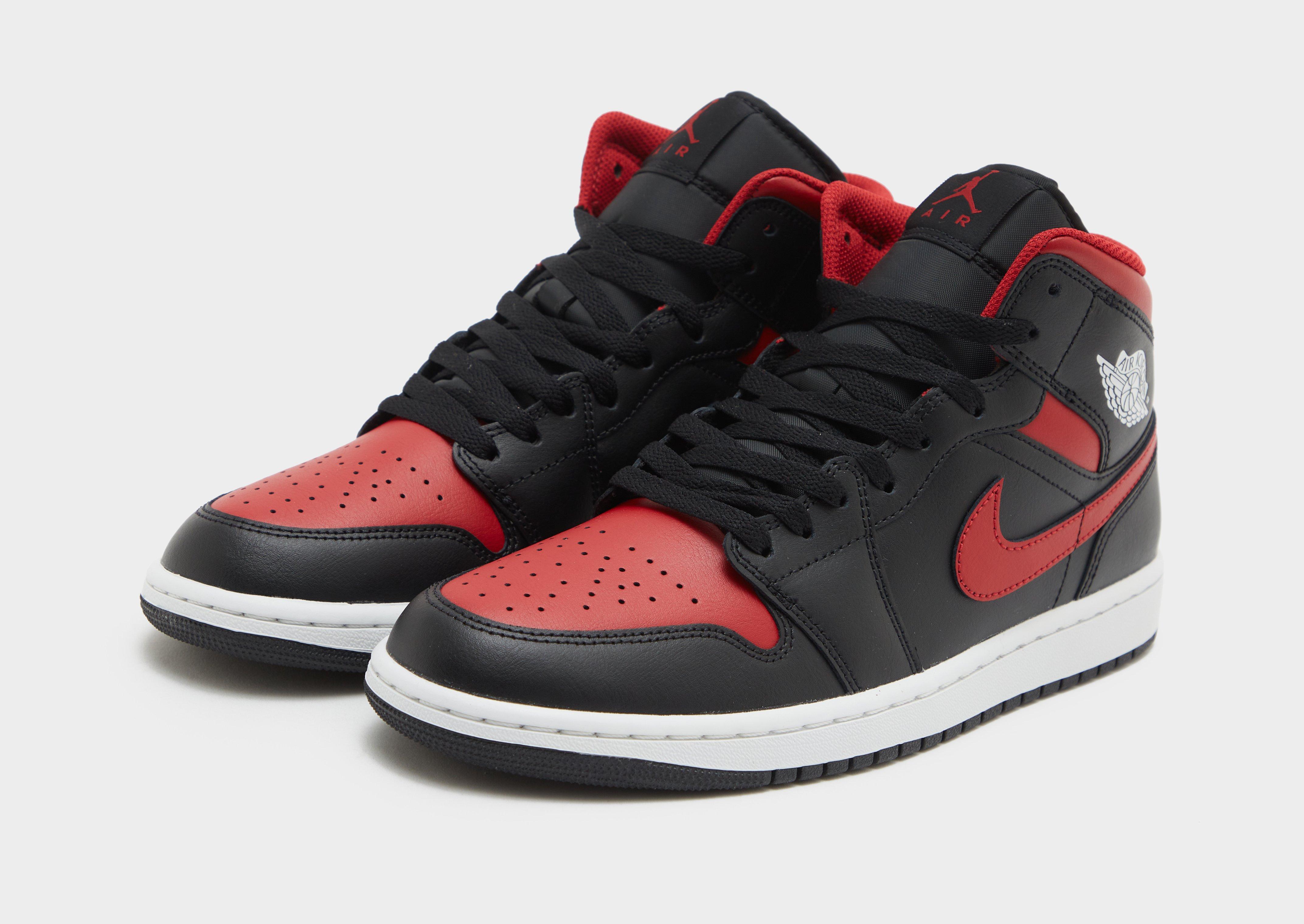 Férfi sneakers AIR JORDAN 1 MID DQ8426-067 Fekete