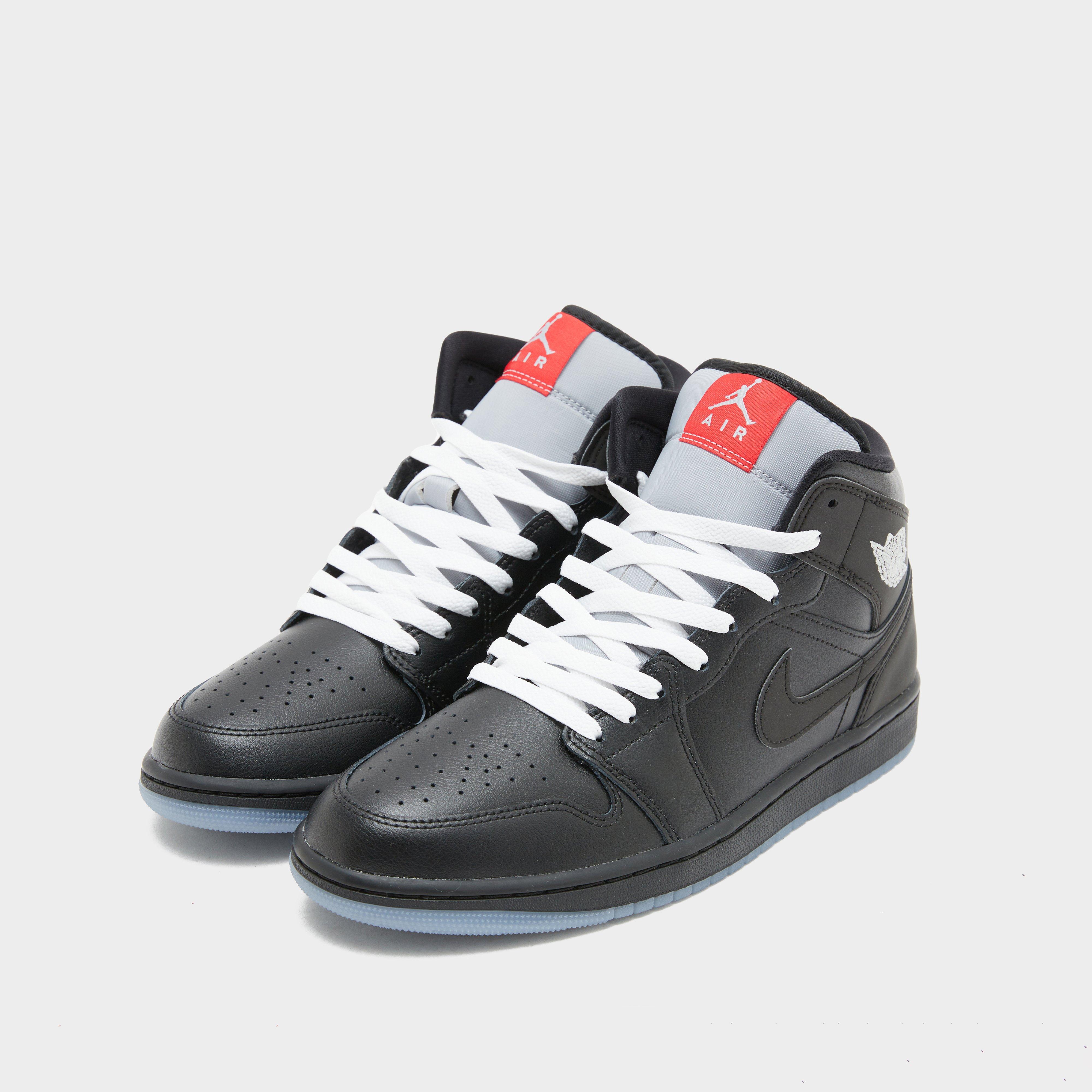 Adidași pentru bărbați AIR JORDAN 1 MID SE 