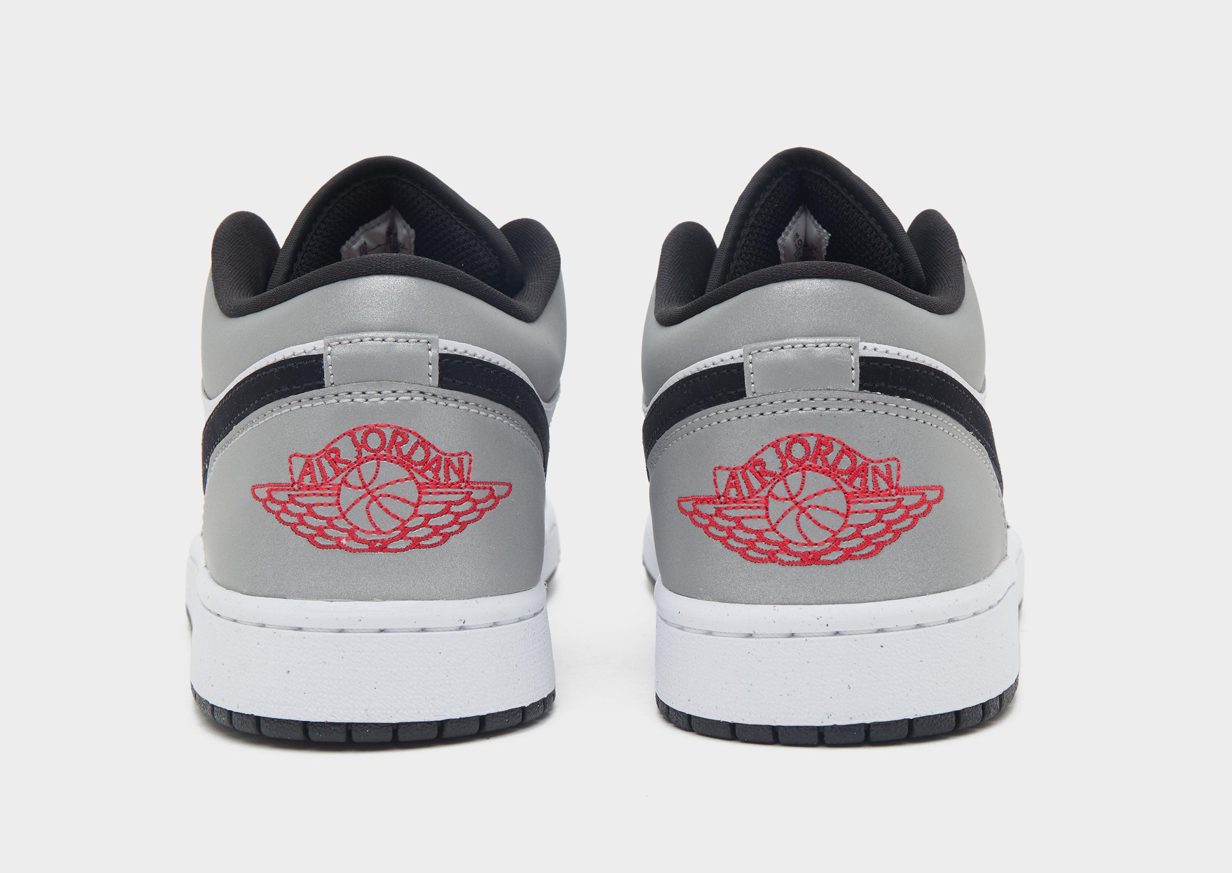 Мъжки маратонки AIR JORDAN 1 LOW SE  HF3148-106 Бял