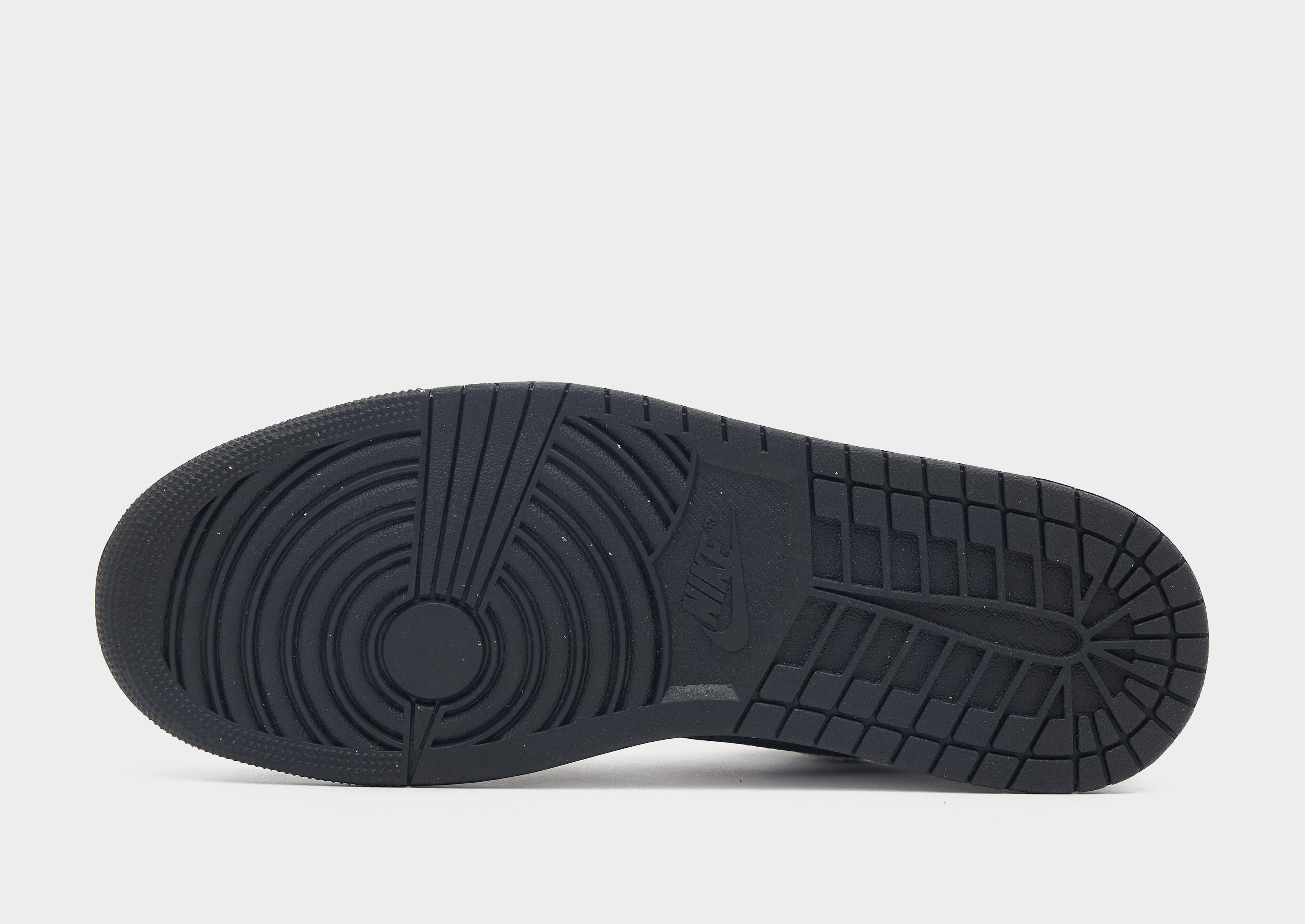 Мъжки маратонки AIR JORDAN 1 LOW SE  HF3148-106 Бял