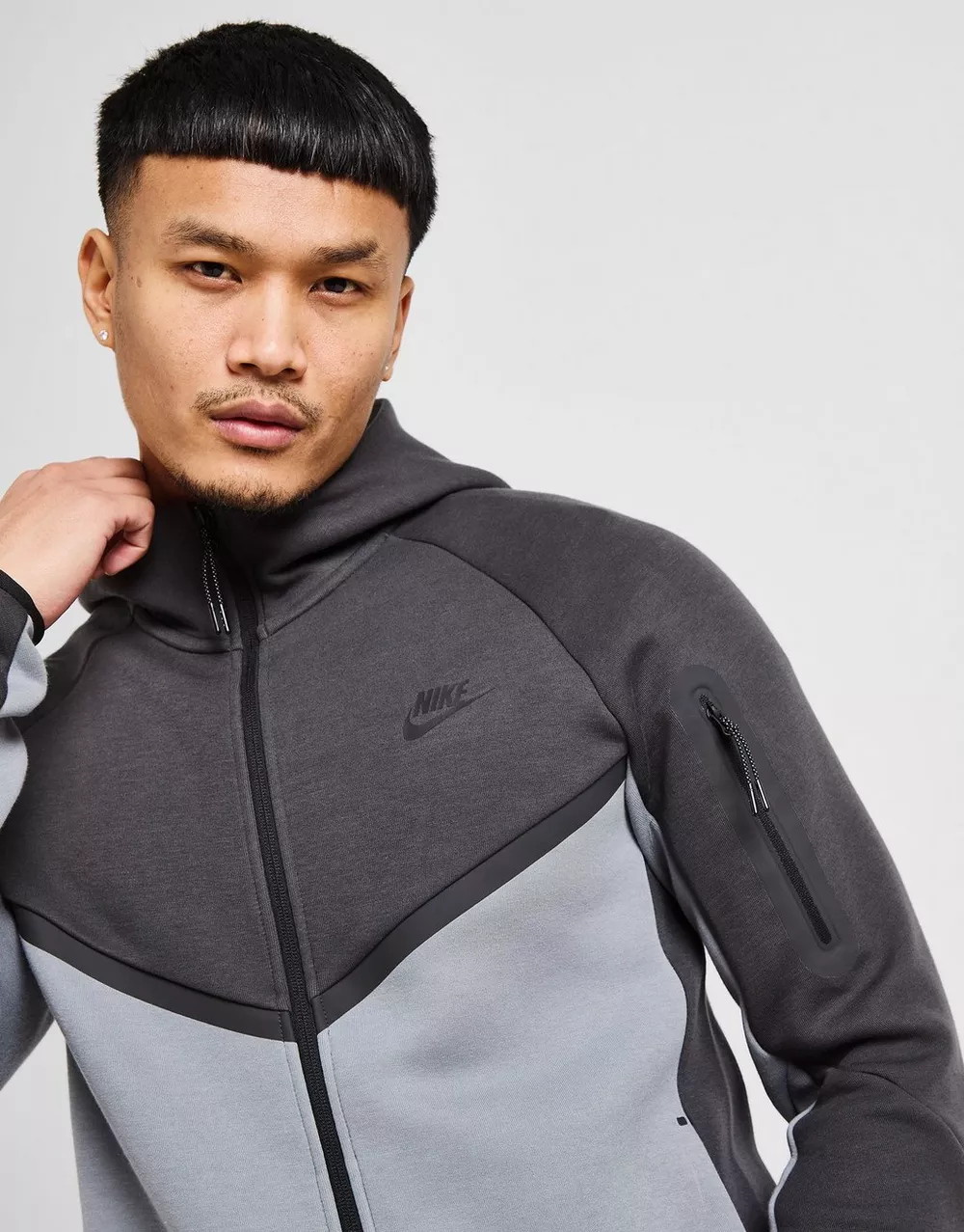 NIKE КОФТА НА БЛИСКАВЦІ З   КАПЮШОНОМ M NK TCH FLC FZWR, фото 1 з 3