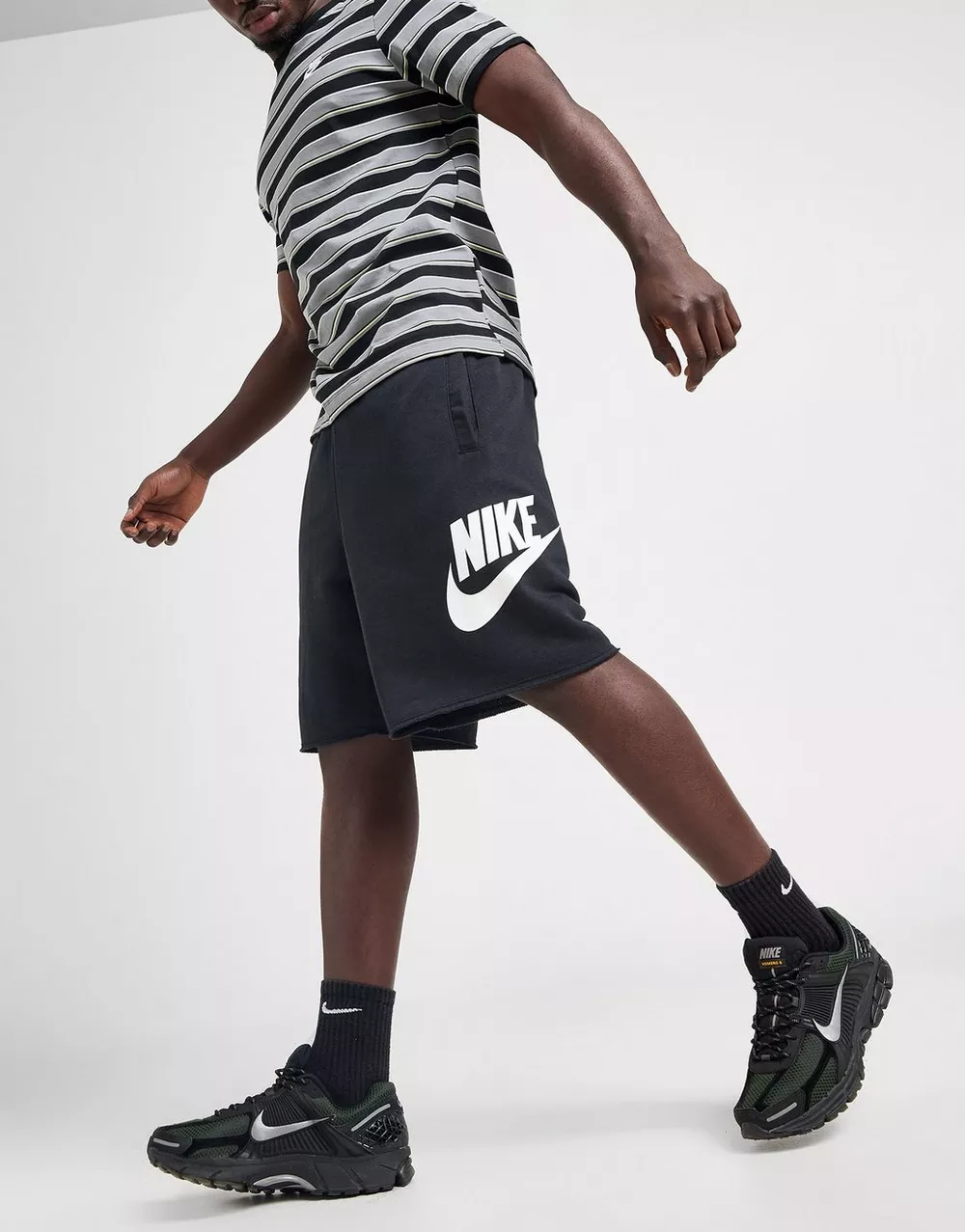NIKE ШОРТИ M NK CLUB ALUMNI FT SHORT, фото 1 з 5