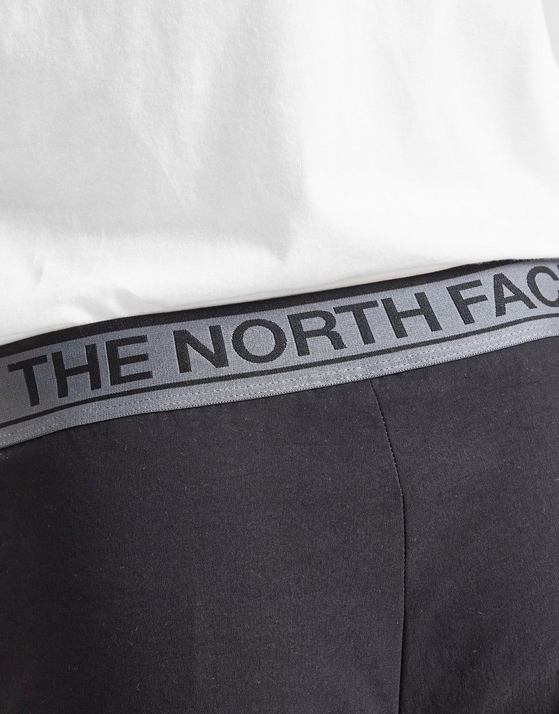 Krótkie spodenki, szorty dziecięce THE NORTH FACE SZORTY TRISHULL SHORT BLACK B NF0A8CA5JK31 Czarny