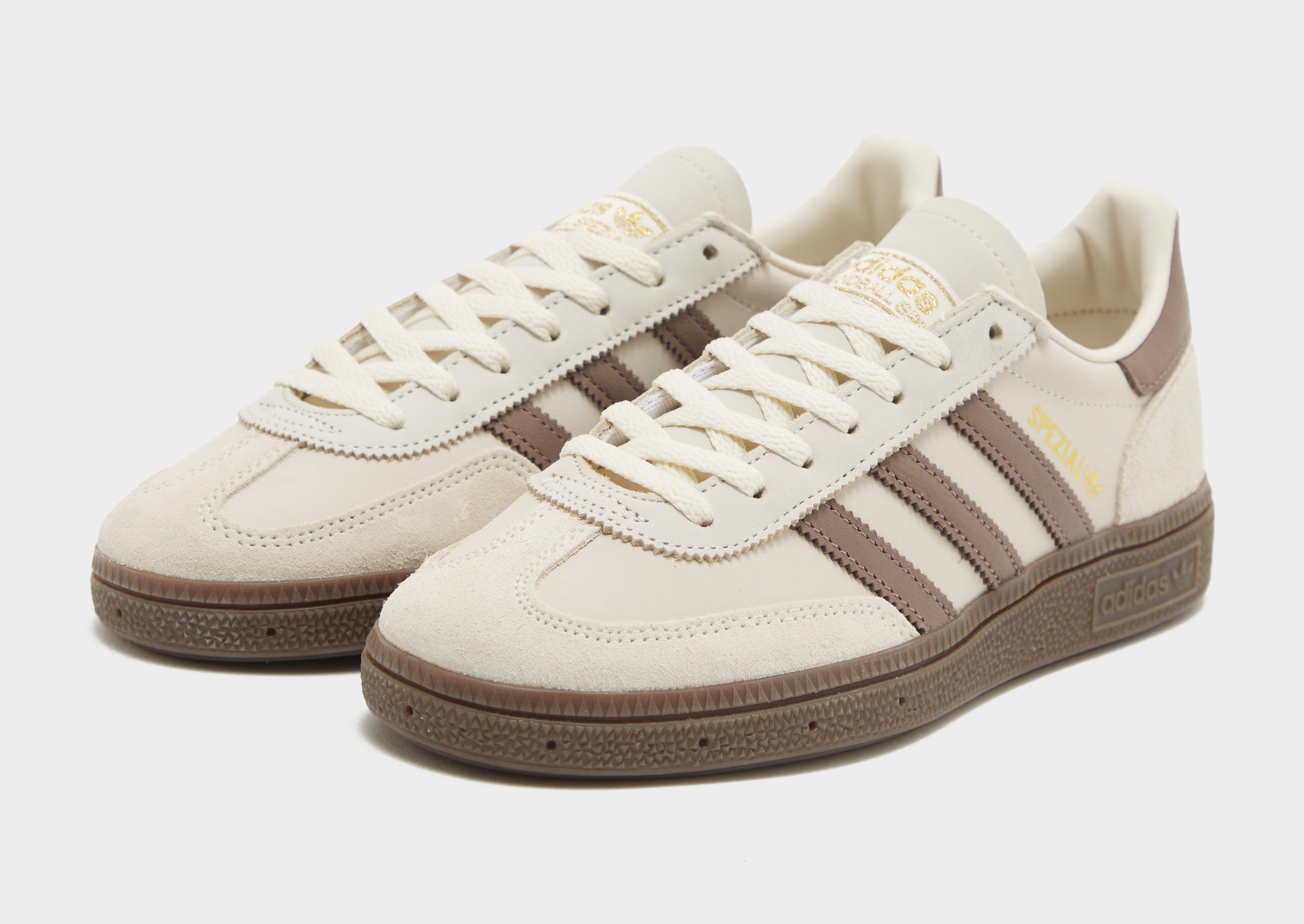 Дамски обувки ADIDAS HANDBALL SPEZIAL W JR3365 Бежов