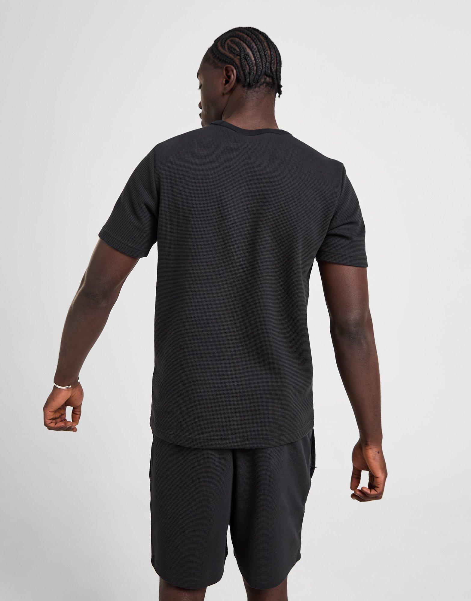 Pánske tričko ADIDAS TRIČKO TREFOIL ESSENTIALS WAFFLE TRIČKO IW5804 Černá