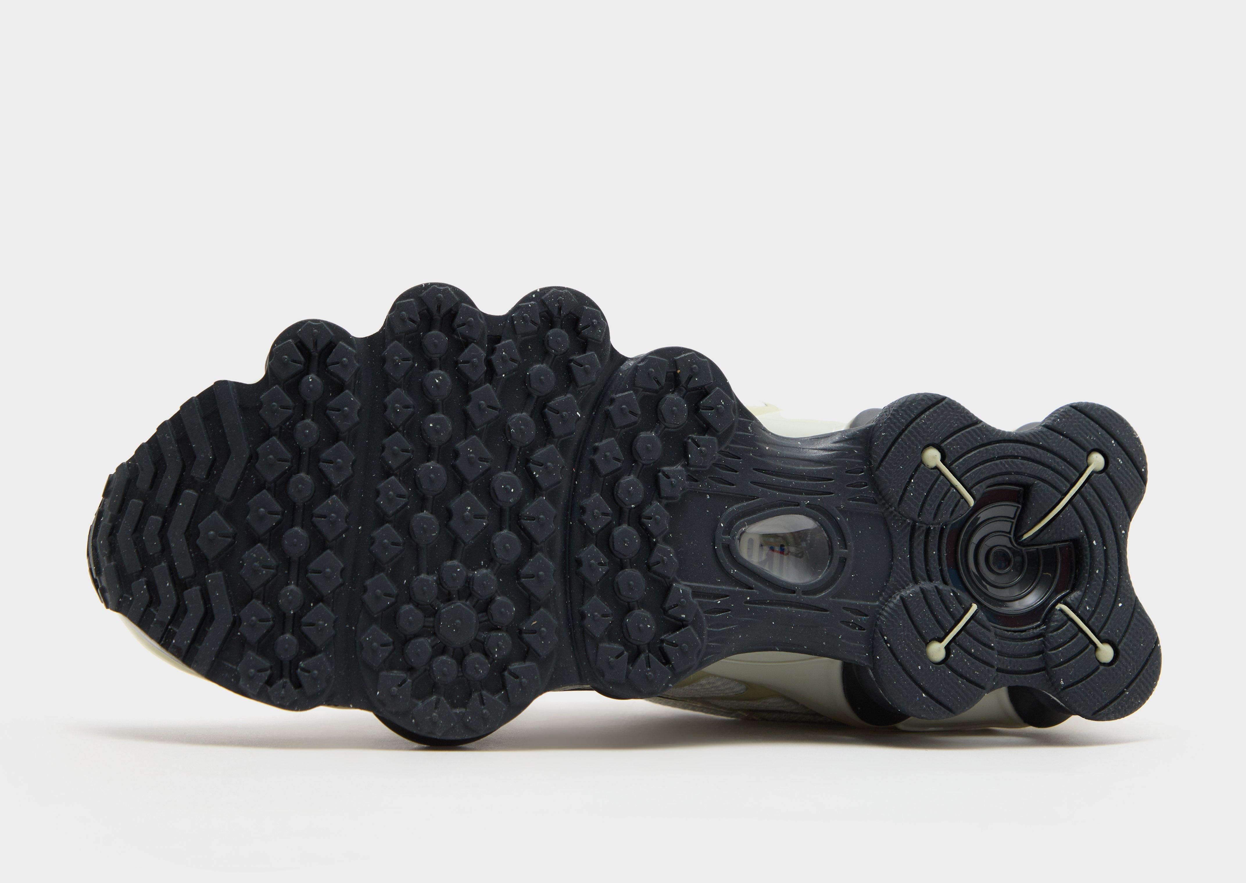 Buty sneakersy damskie NIKE W SHOX TL FV0939-002 Beżowy