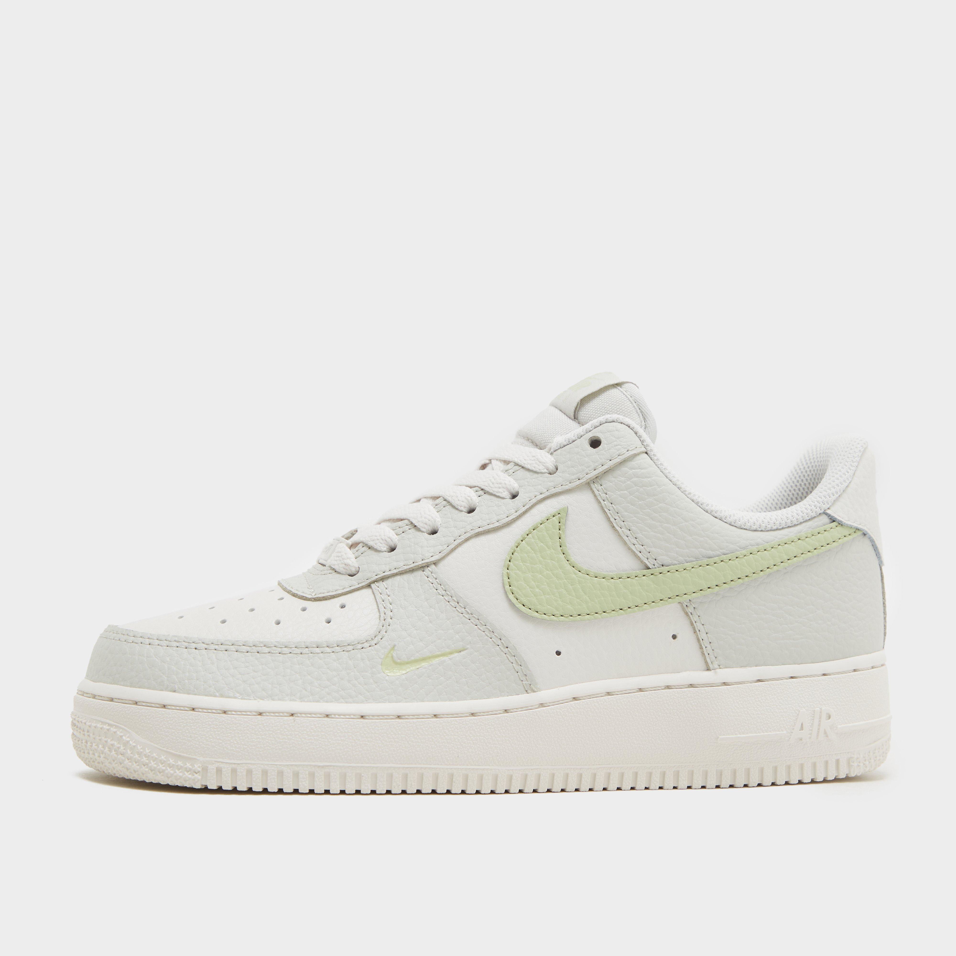 Női sneakers NIKE W AIR FORCE 1 '07