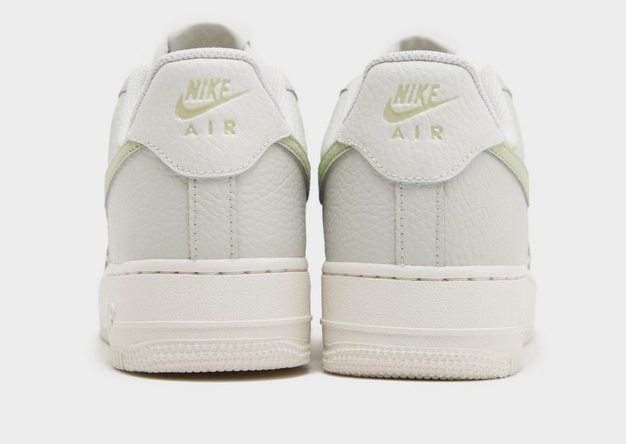 Dámske tenisky NIKE W AIR FORCE 1 '07