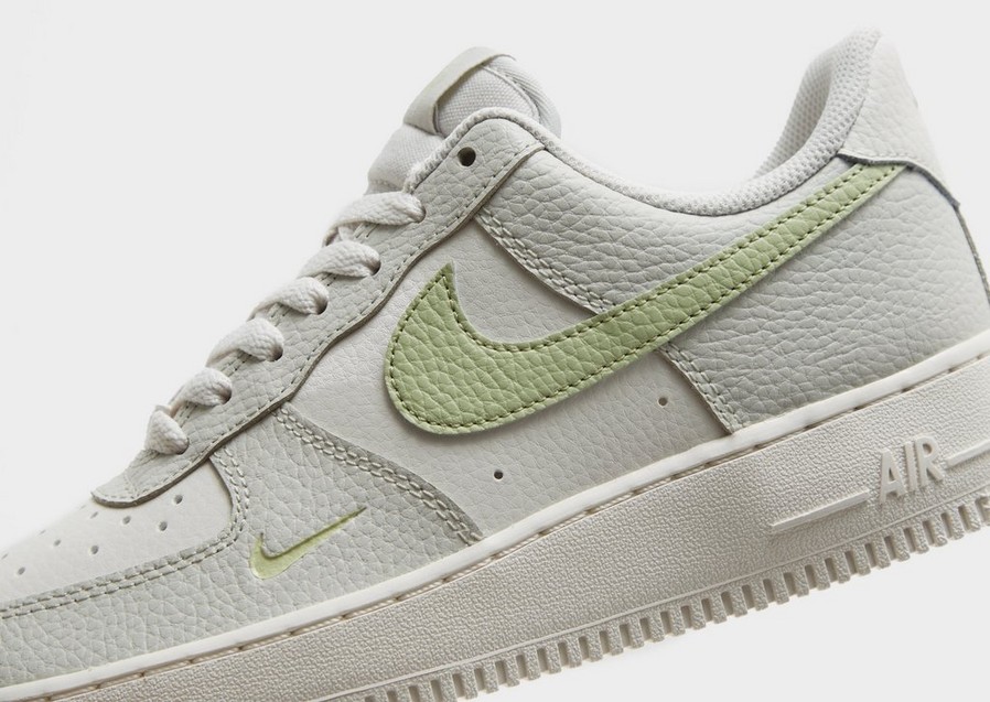 Dámske tenisky NIKE W AIR FORCE 1 '07