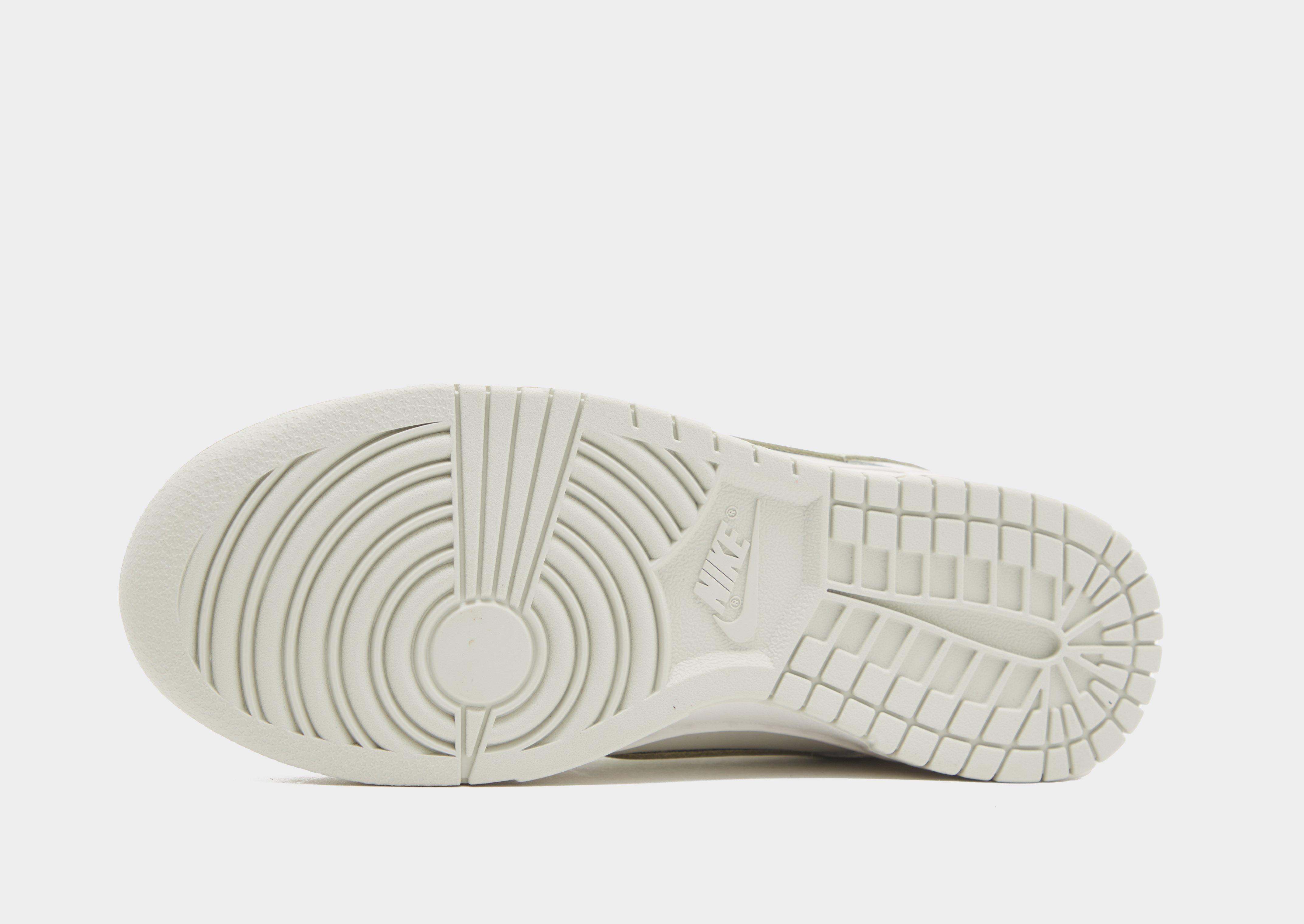 Дамски обувки NIKE WMNS NIKE DUNK LOW IB3484-001 Бежов