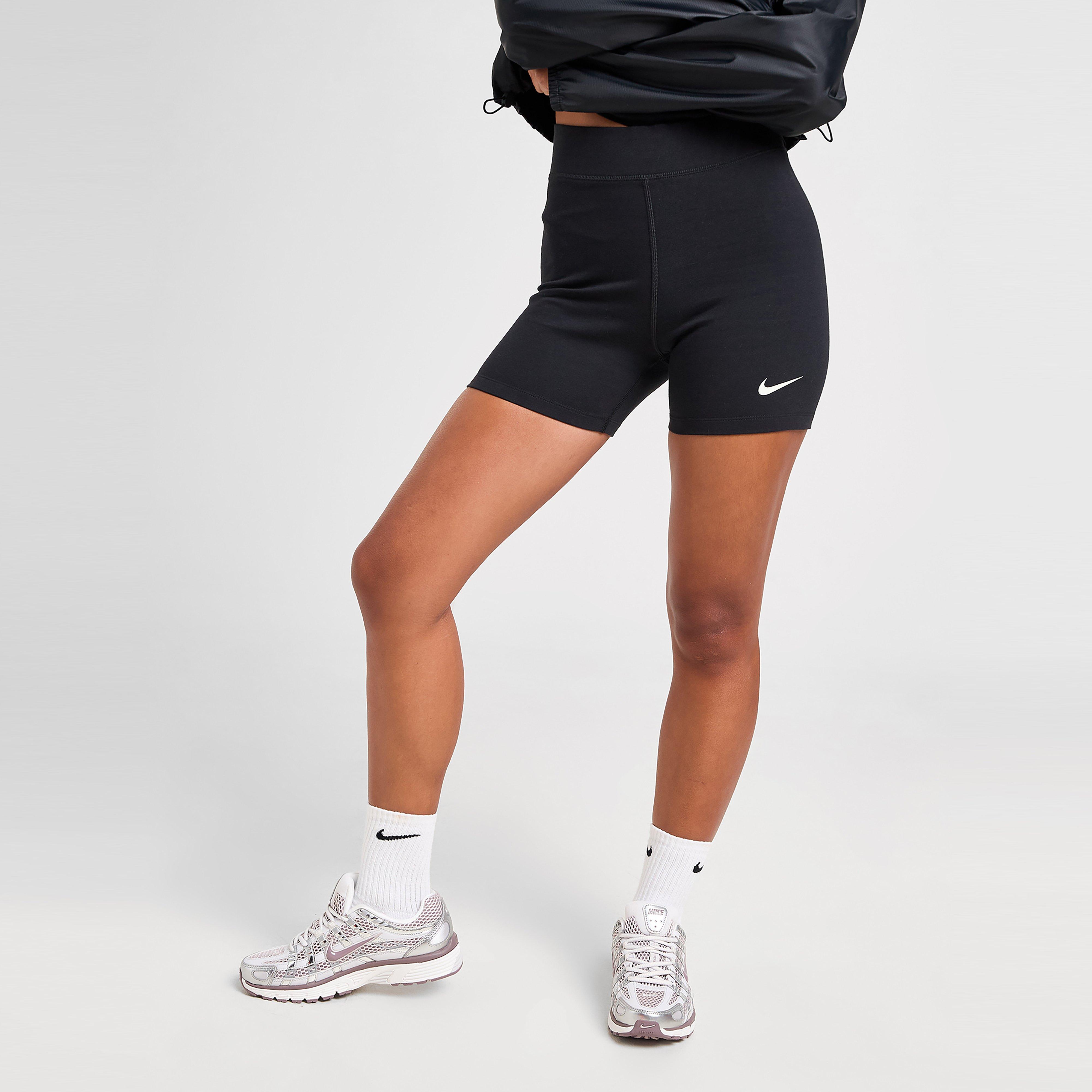Női rövidnadrág NIKE RÖVIDNADRÁG W NSW NK CLSC HR 5IN SHORT LBR
