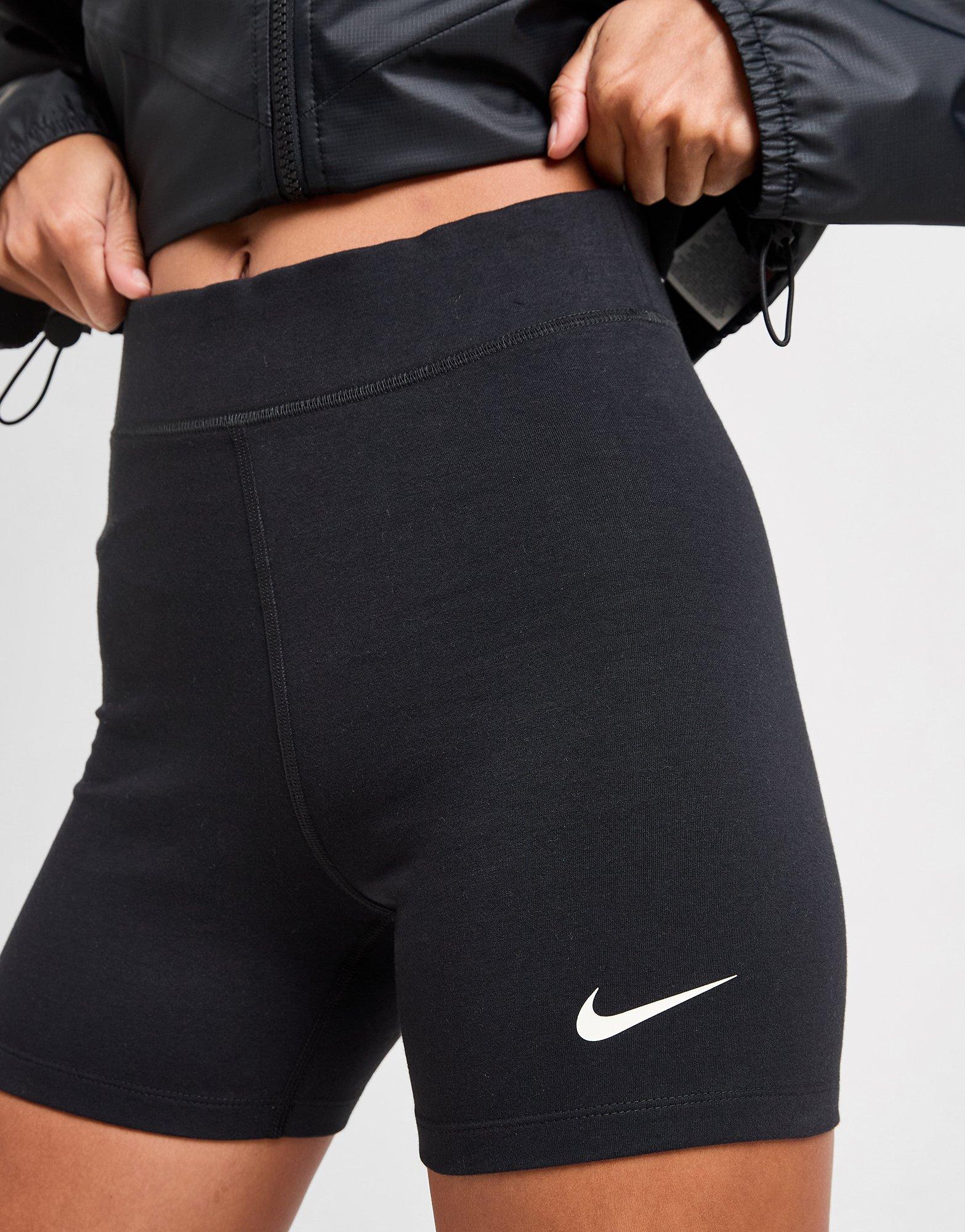 Női rövidnadrág NIKE RÖVIDNADRÁG W NSW NK CLSC HR 5IN SHORT LBR HJ1019-010 Fekete