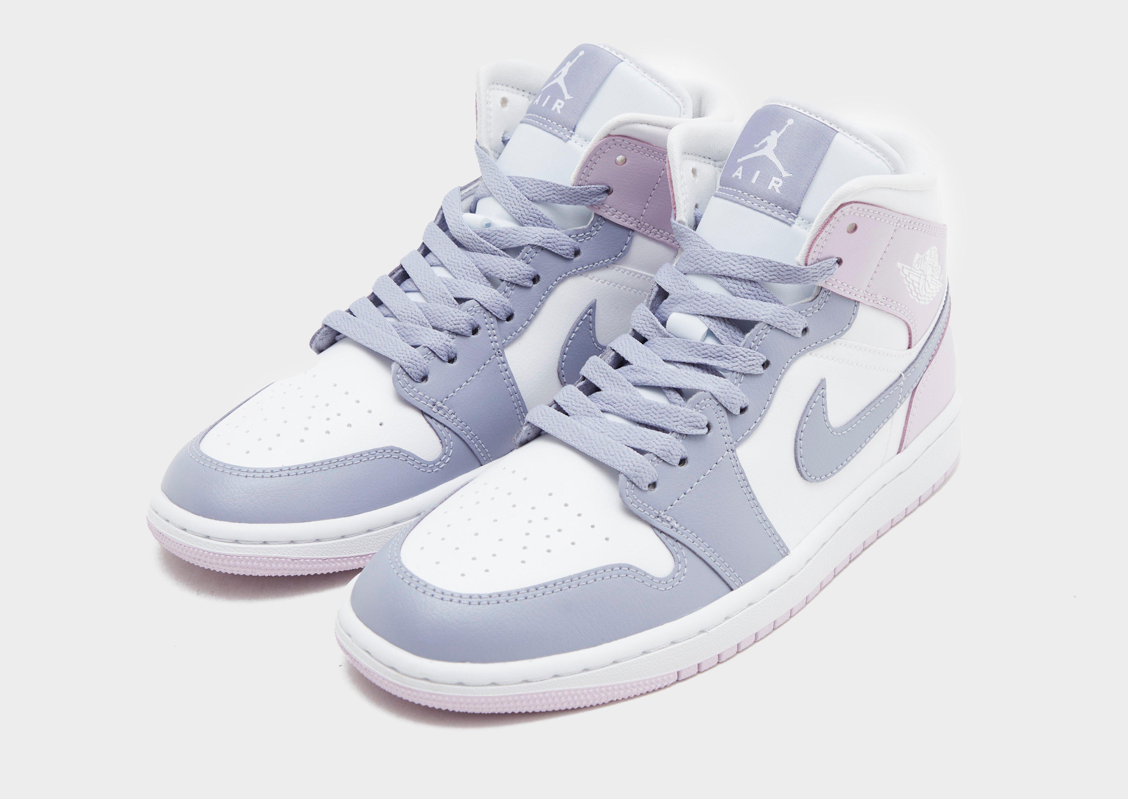 Dámske tenisky WMNS AIR JORDAN 1 MID  BQ6472-510 Fialová