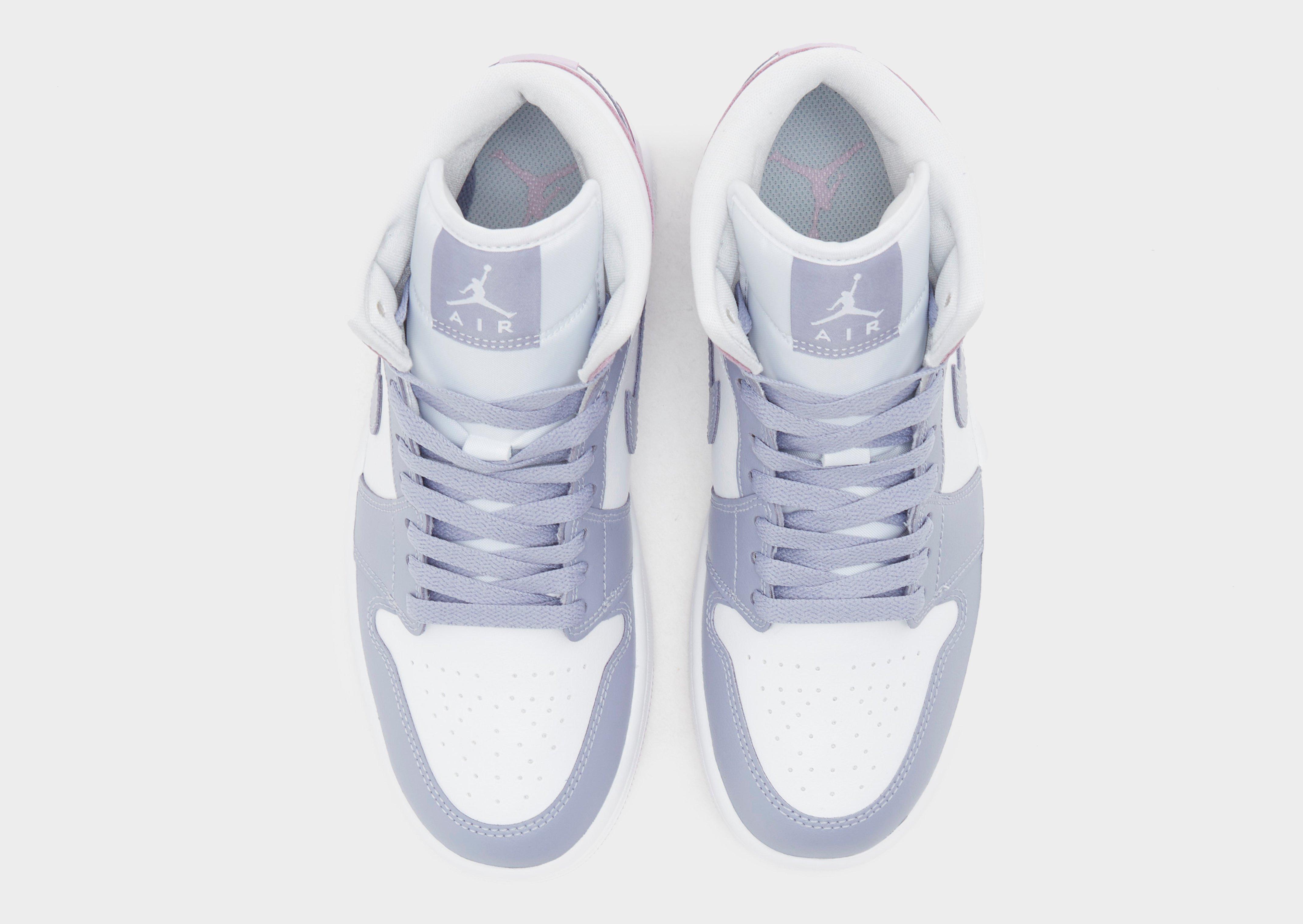 Dámske tenisky WMNS AIR JORDAN 1 MID  BQ6472-510 Fialová