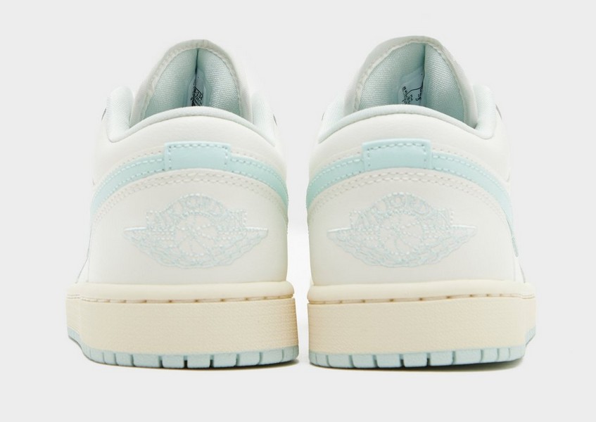 Wmns Air Jordan 1 Low