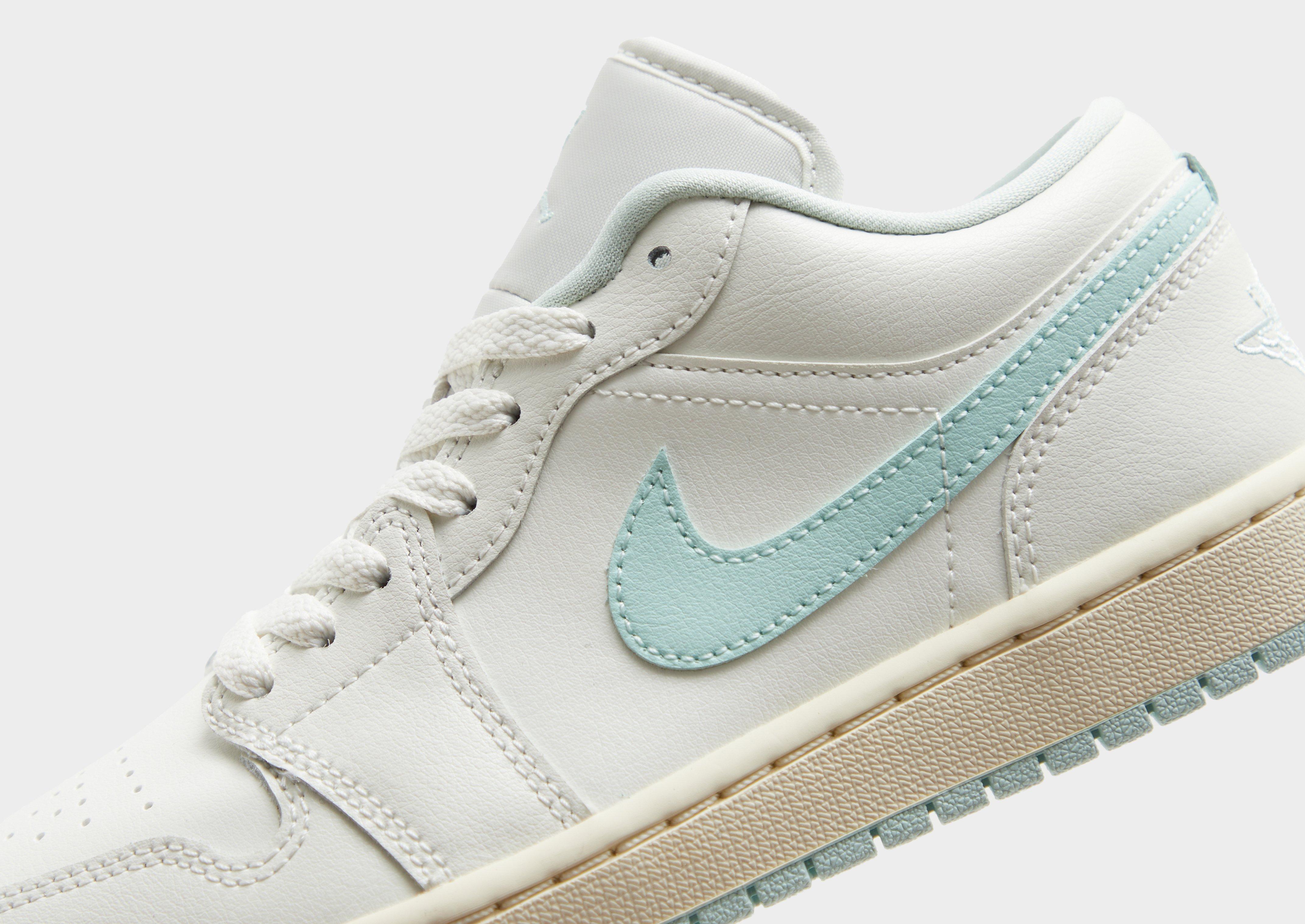 Női sneakers WMNS AIR JORDAN 1 LOW  DC0774-134 Mentaszínű