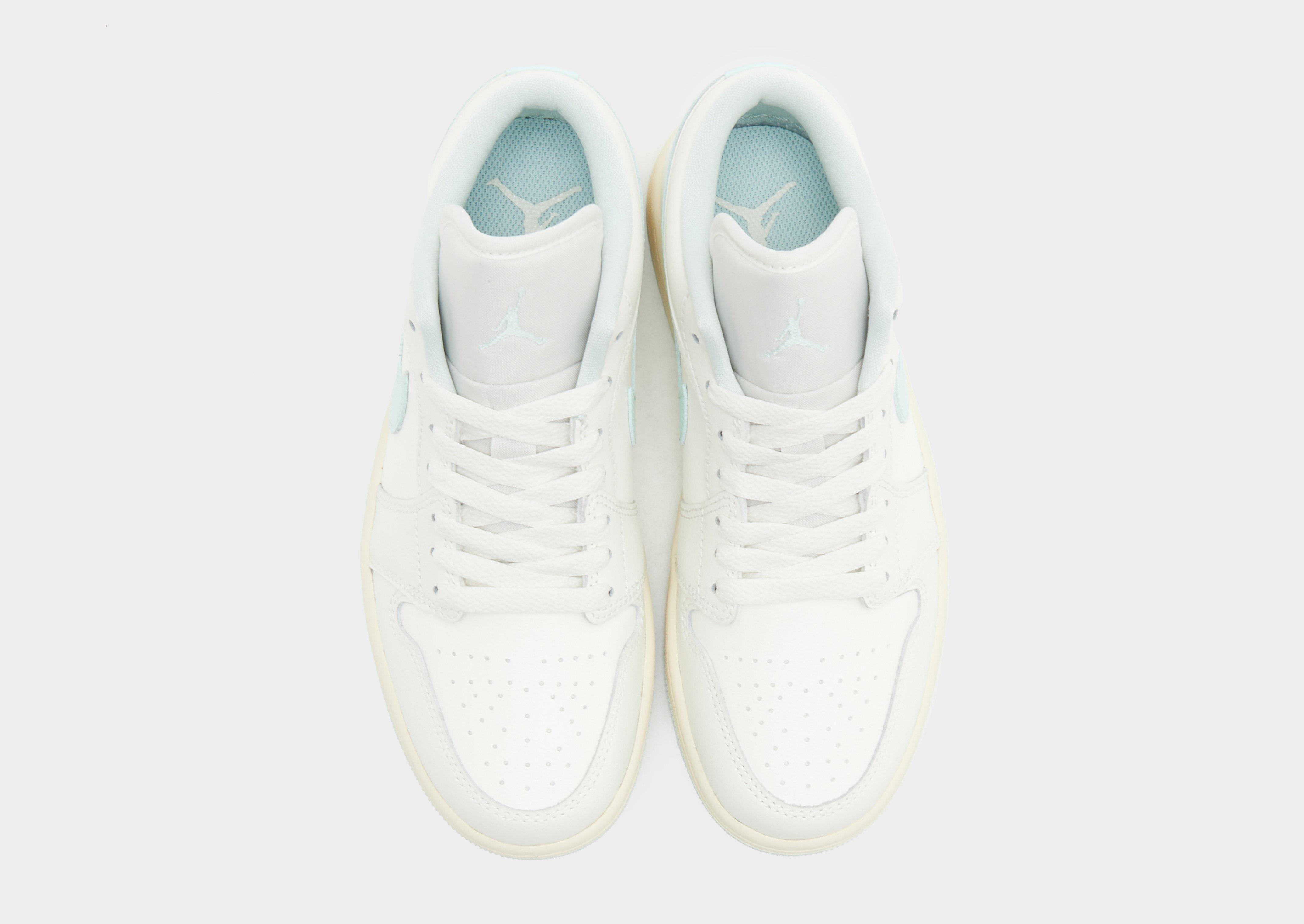 Wmns Air Jordan 1 Low