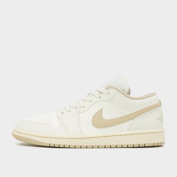 Adidași de damă WMNS AIR JORDAN 1 LOW 
