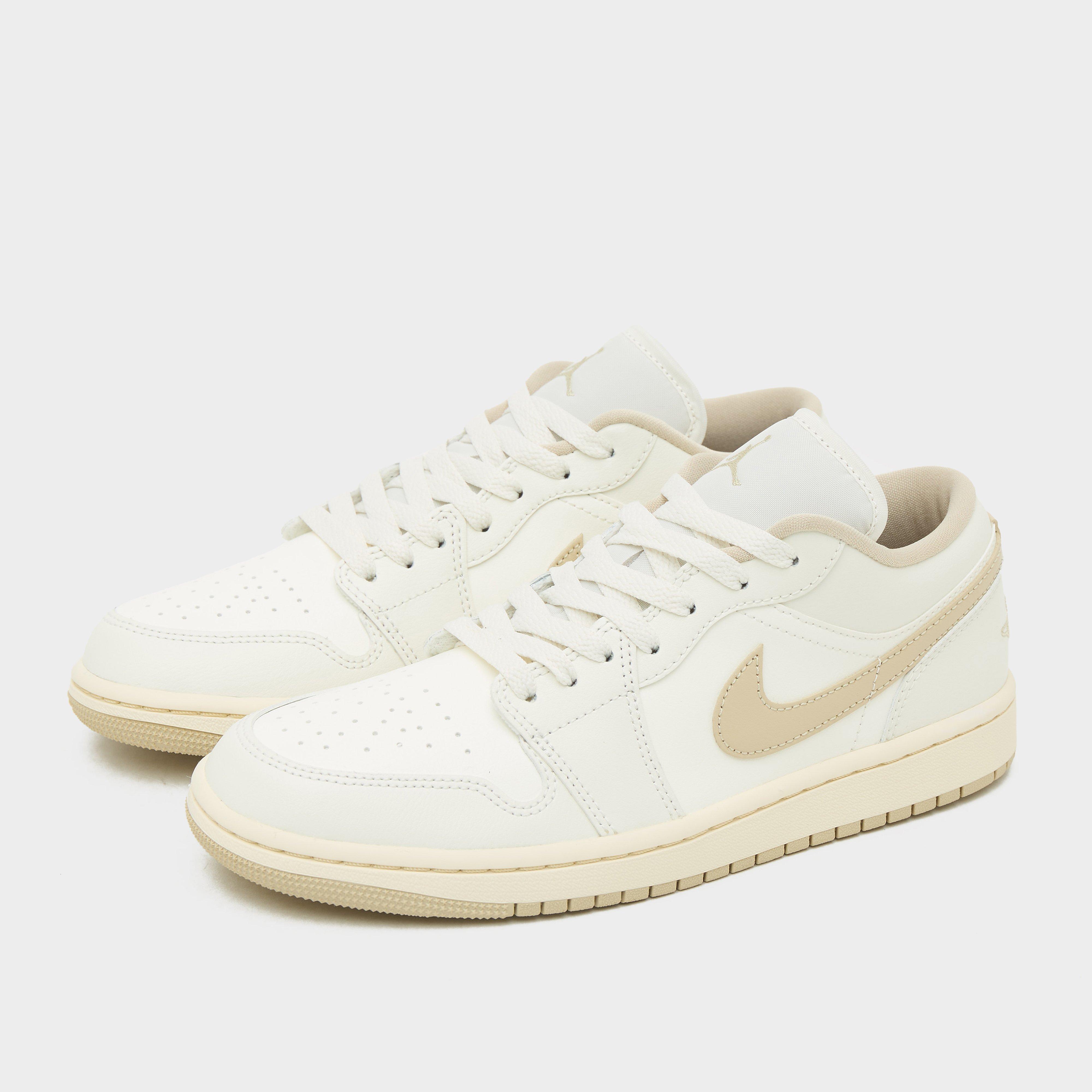 Női sneakers WMNS AIR JORDAN 1 LOW 