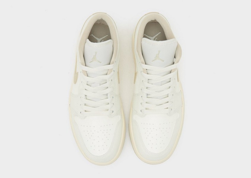Wmns Air Jordan 1 Low