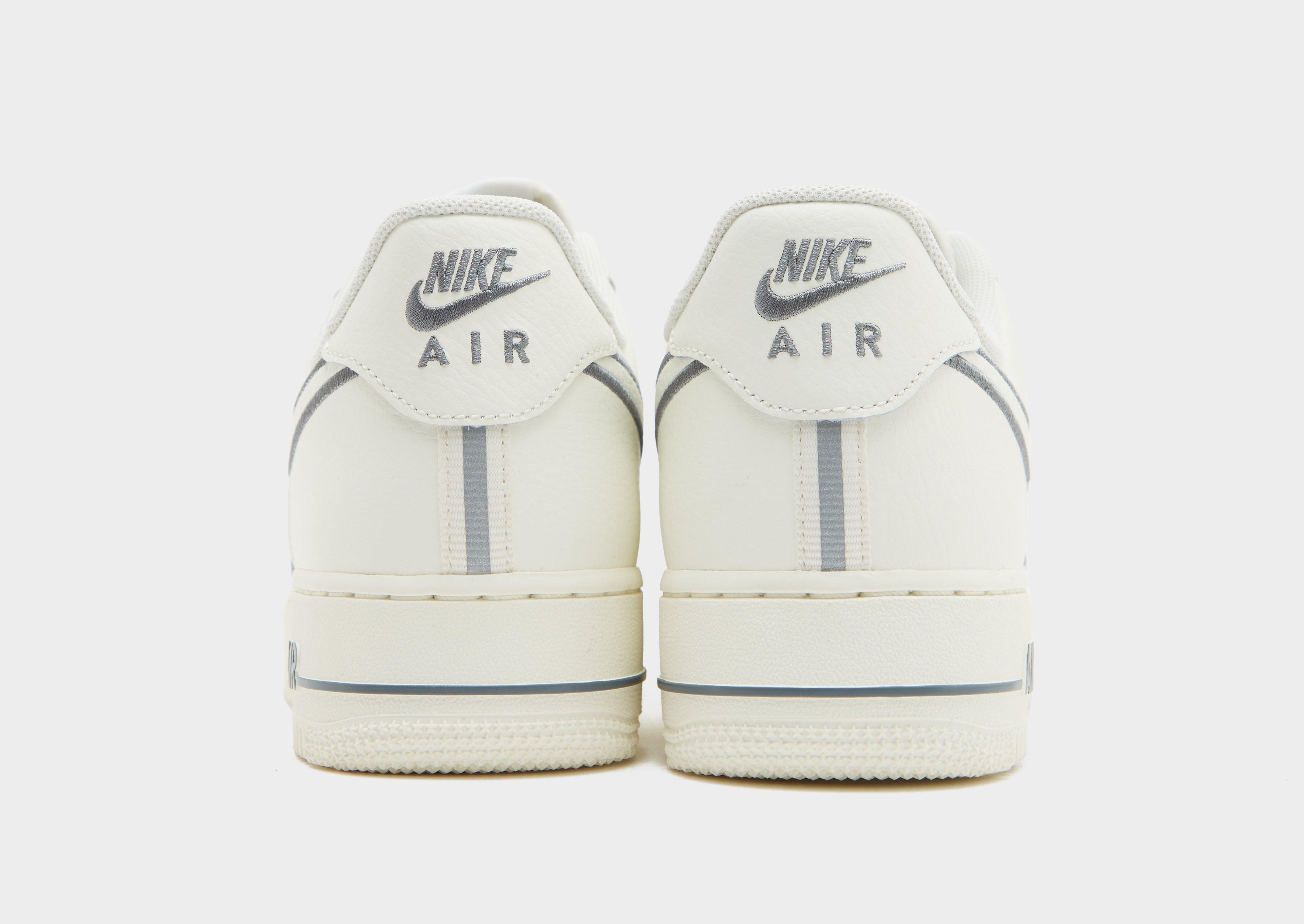 Чоловічі кросівки NIKE AIR FORCE 1 '07  IB7677-101 Бежевий