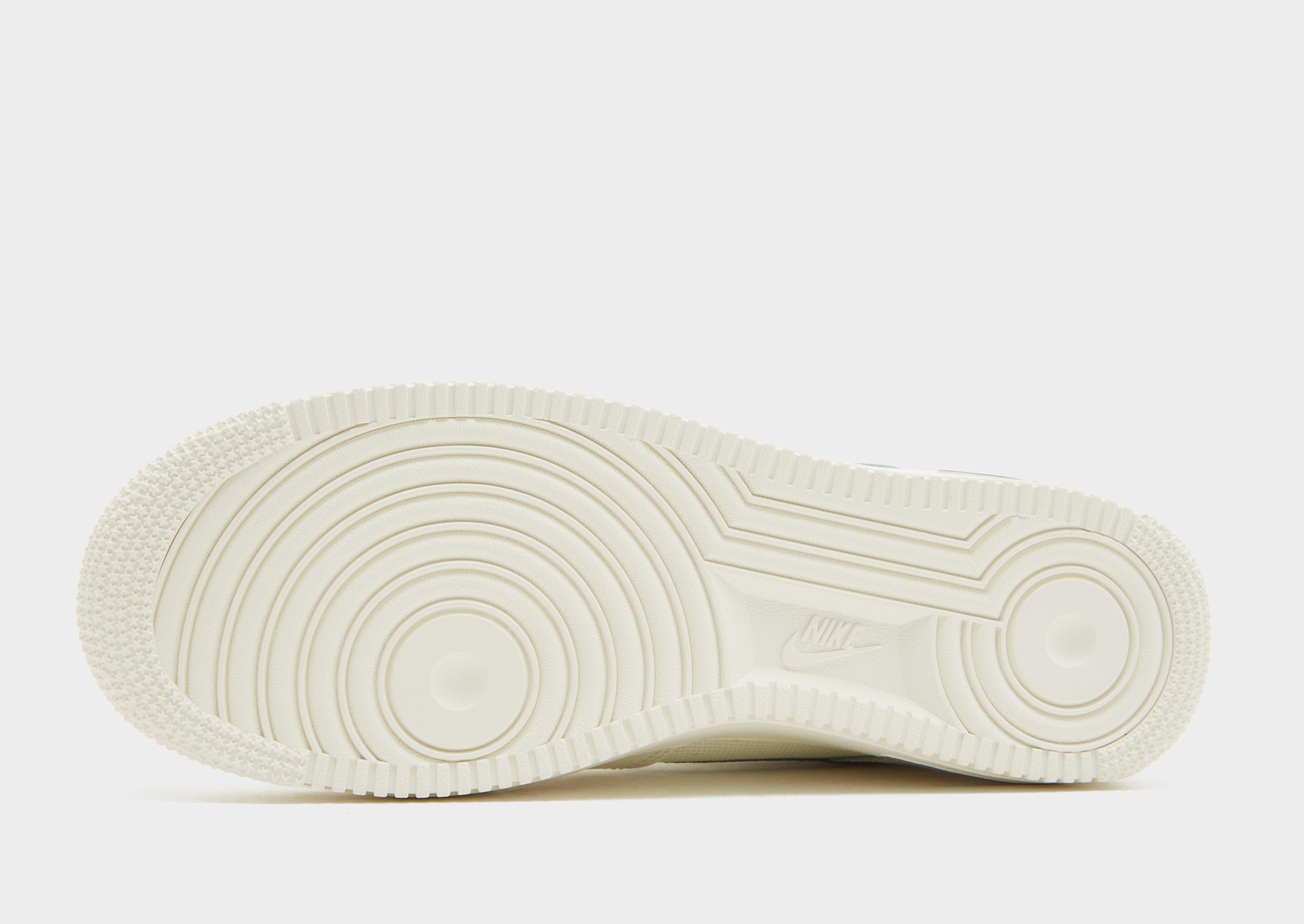 Чоловічі кросівки NIKE AIR FORCE 1 '07  IB7677-101 Бежевий