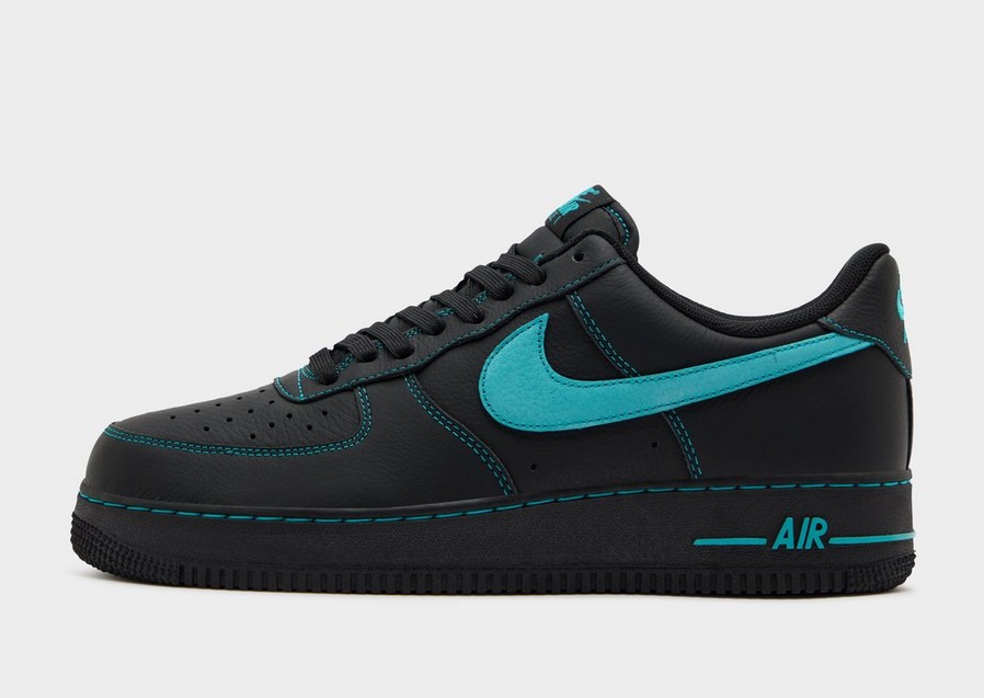 Adidași pentru bărbați NIKE AIR FORCE 1 '07 LV8  HQ2037-002 Negru
