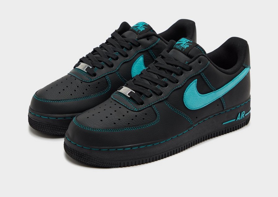 Adidași pentru bărbați NIKE AIR FORCE 1 '07 LV8  HQ2037-002 Negru