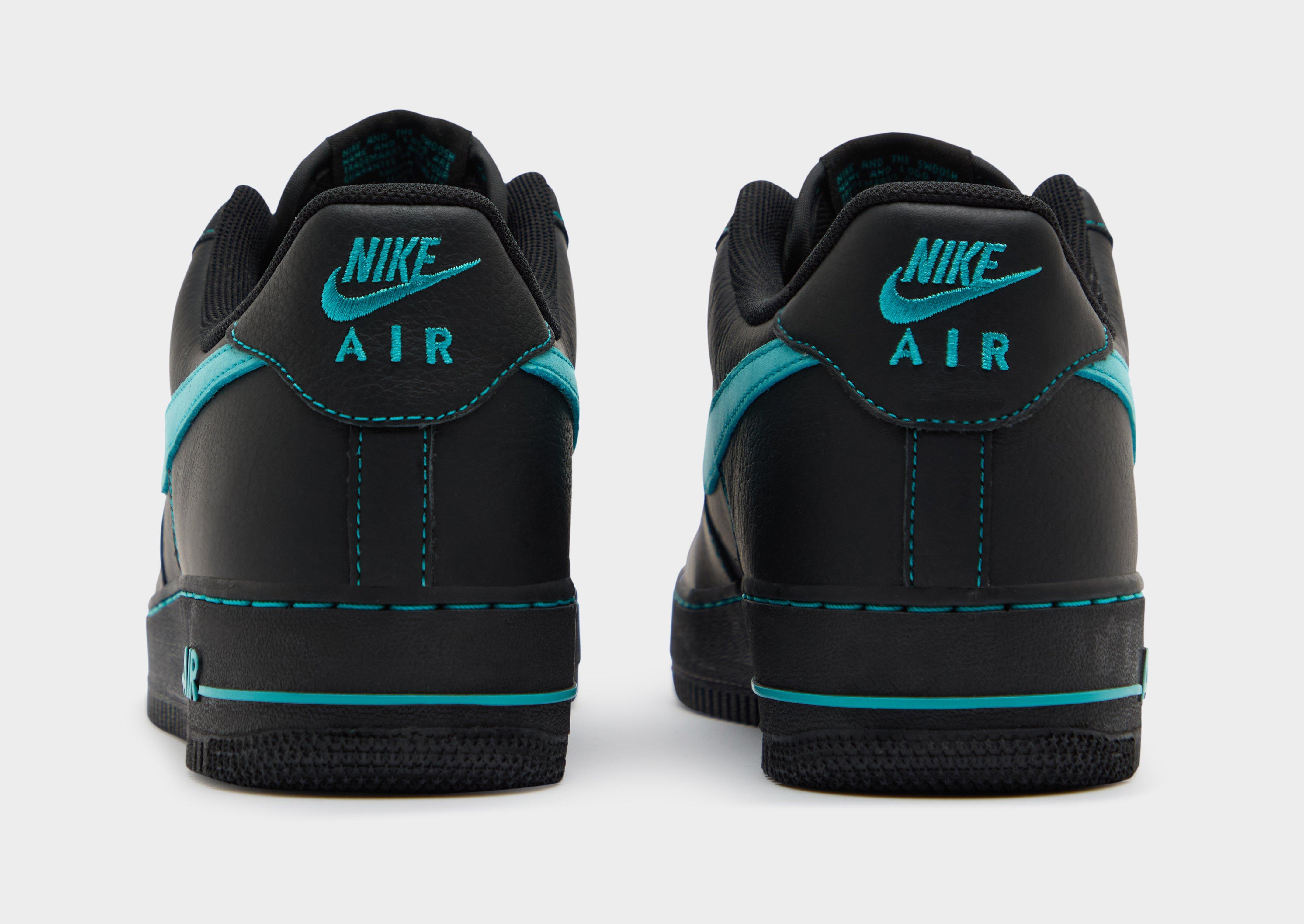 Чоловічі кросівки NIKE AIR FORCE 1 '07 LV8  HQ2037-002 Чорний