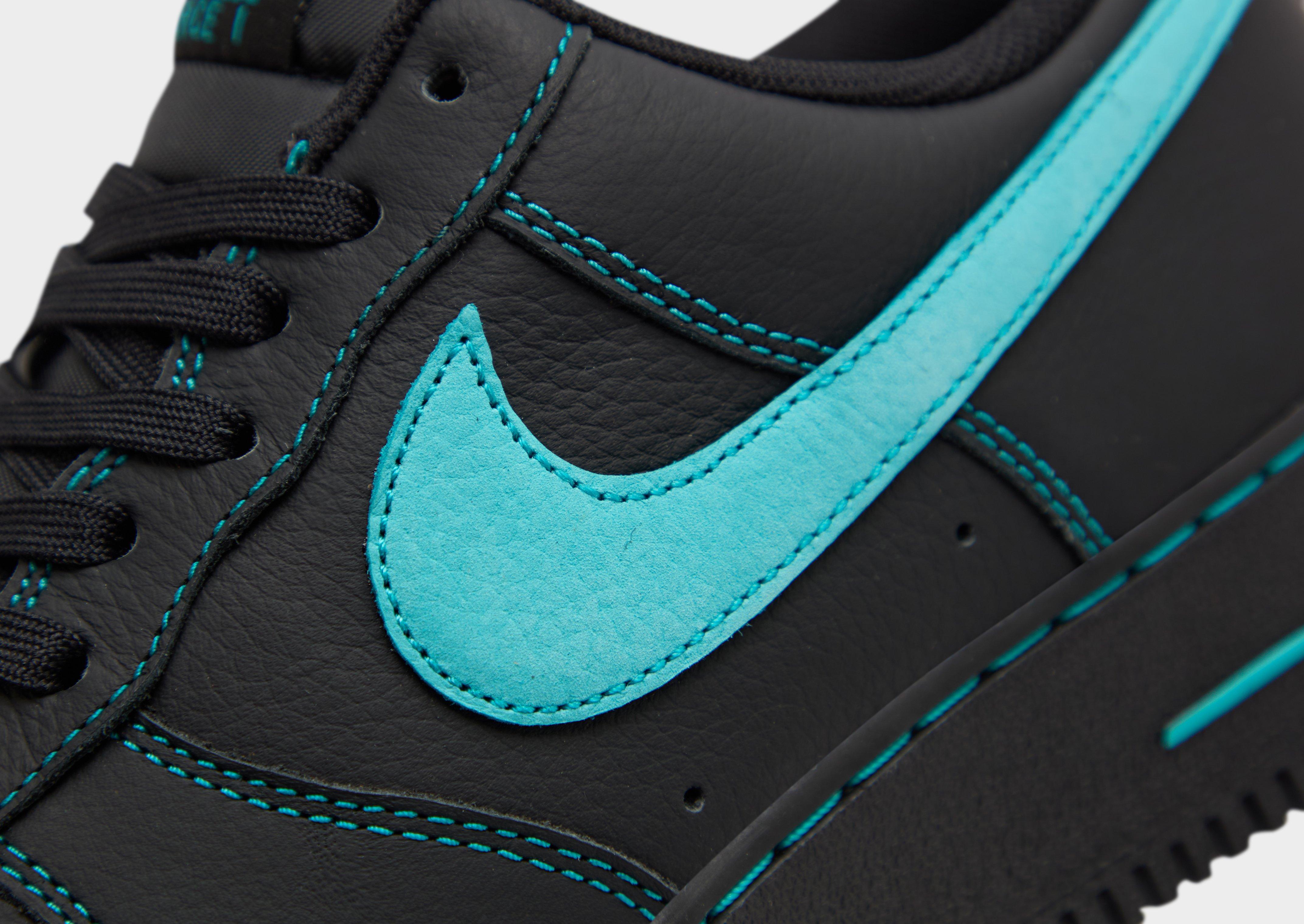 Чоловічі кросівки NIKE AIR FORCE 1 '07 LV8  HQ2037-002 Чорний