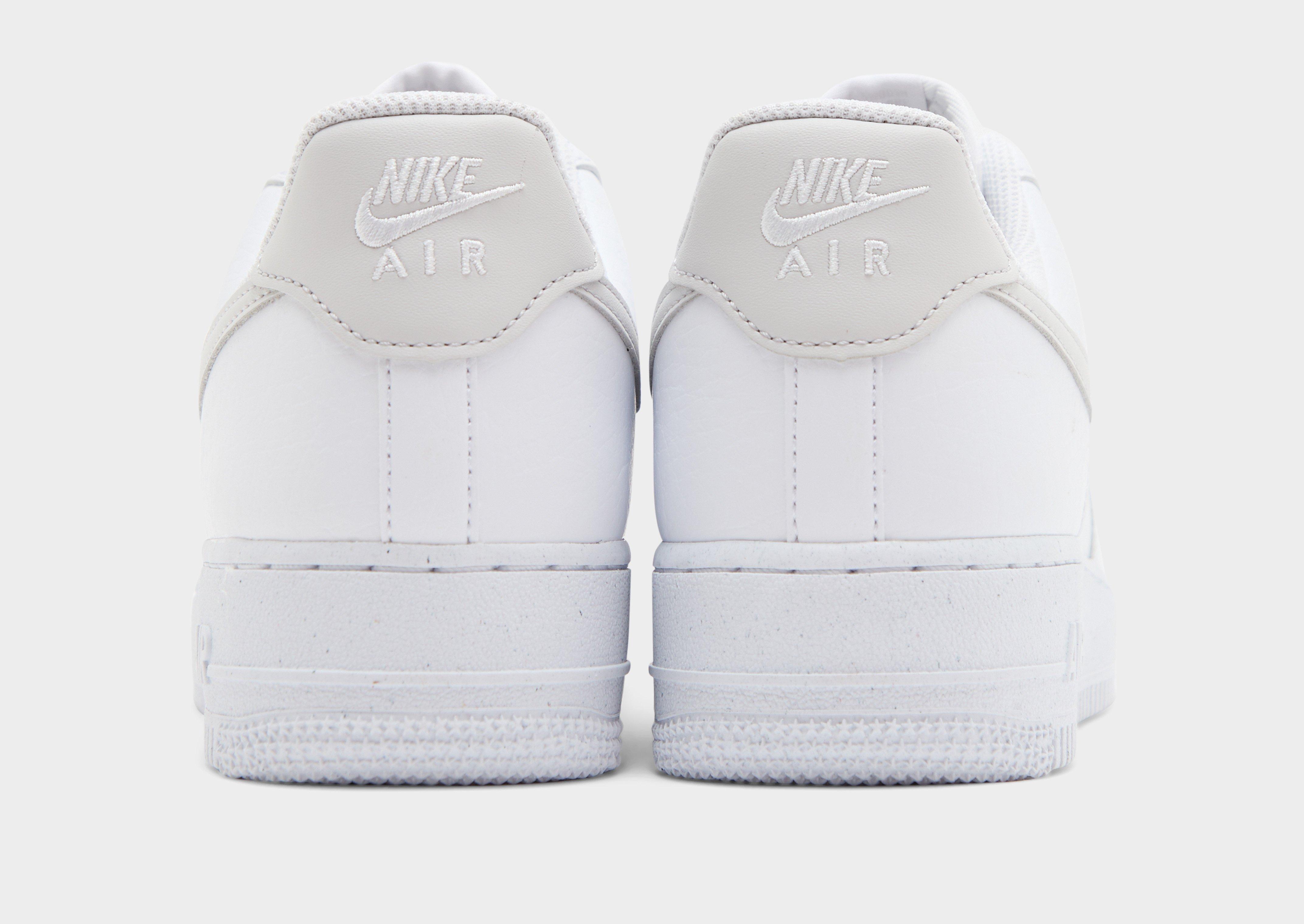 Adidași de damă NIKE AIR FORCE 1 '07 NEXT NATURE DV3808-109 Alb