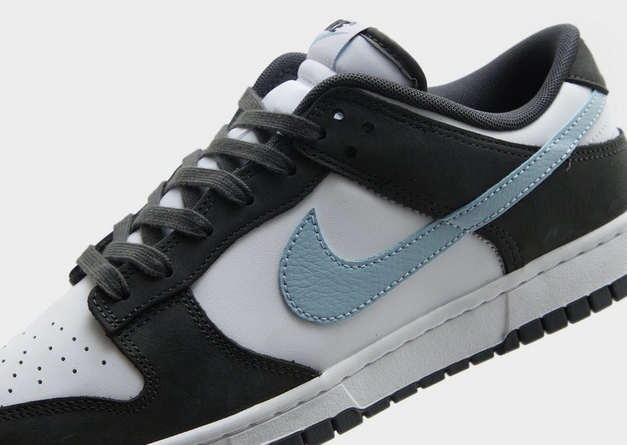 Adidași pentru bărbați NIKE DUNK LOW  IB3079-100 Gri