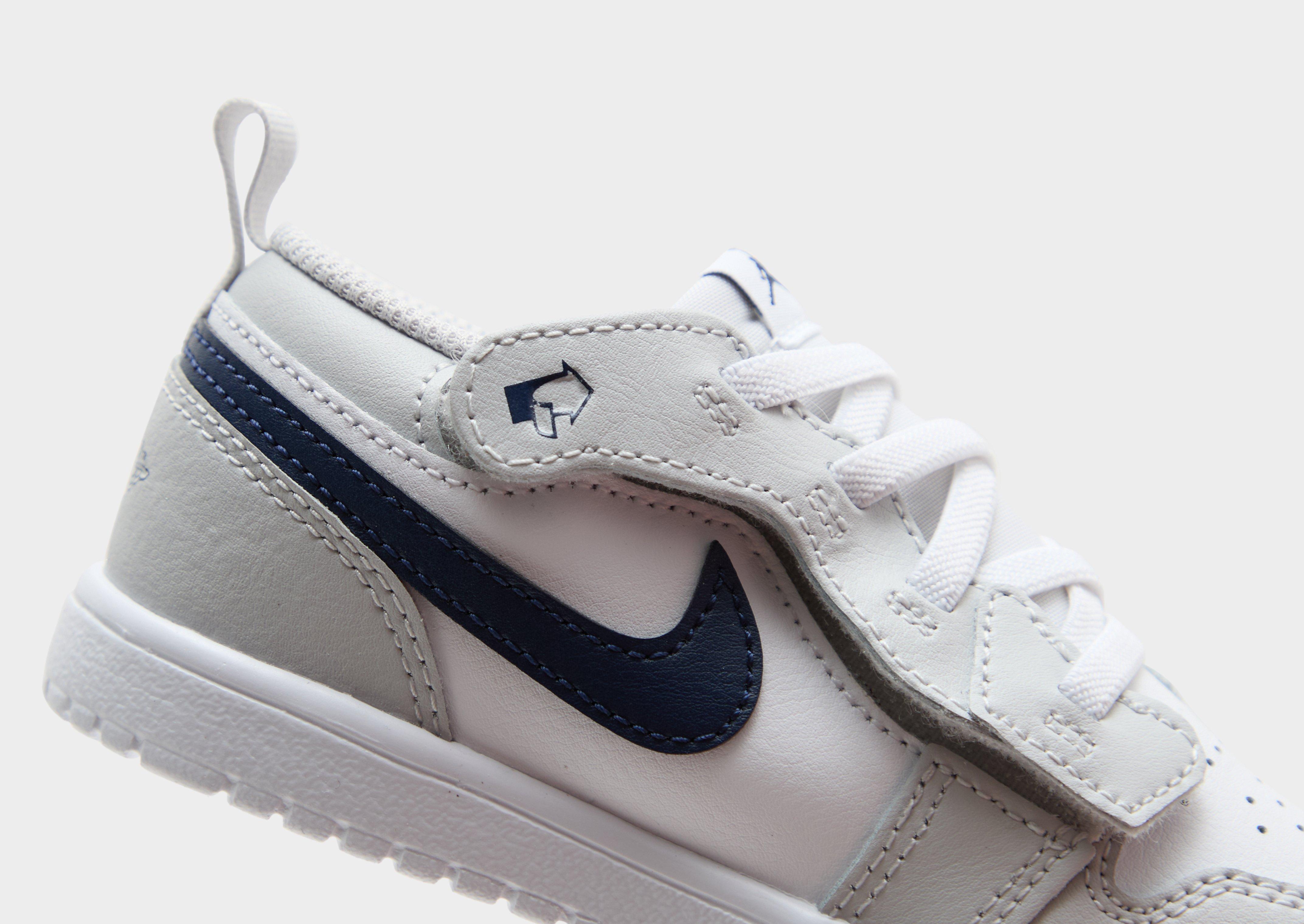 Детски маратонки JORDAN 1 LOW ALT BT DR9747-146 Бял