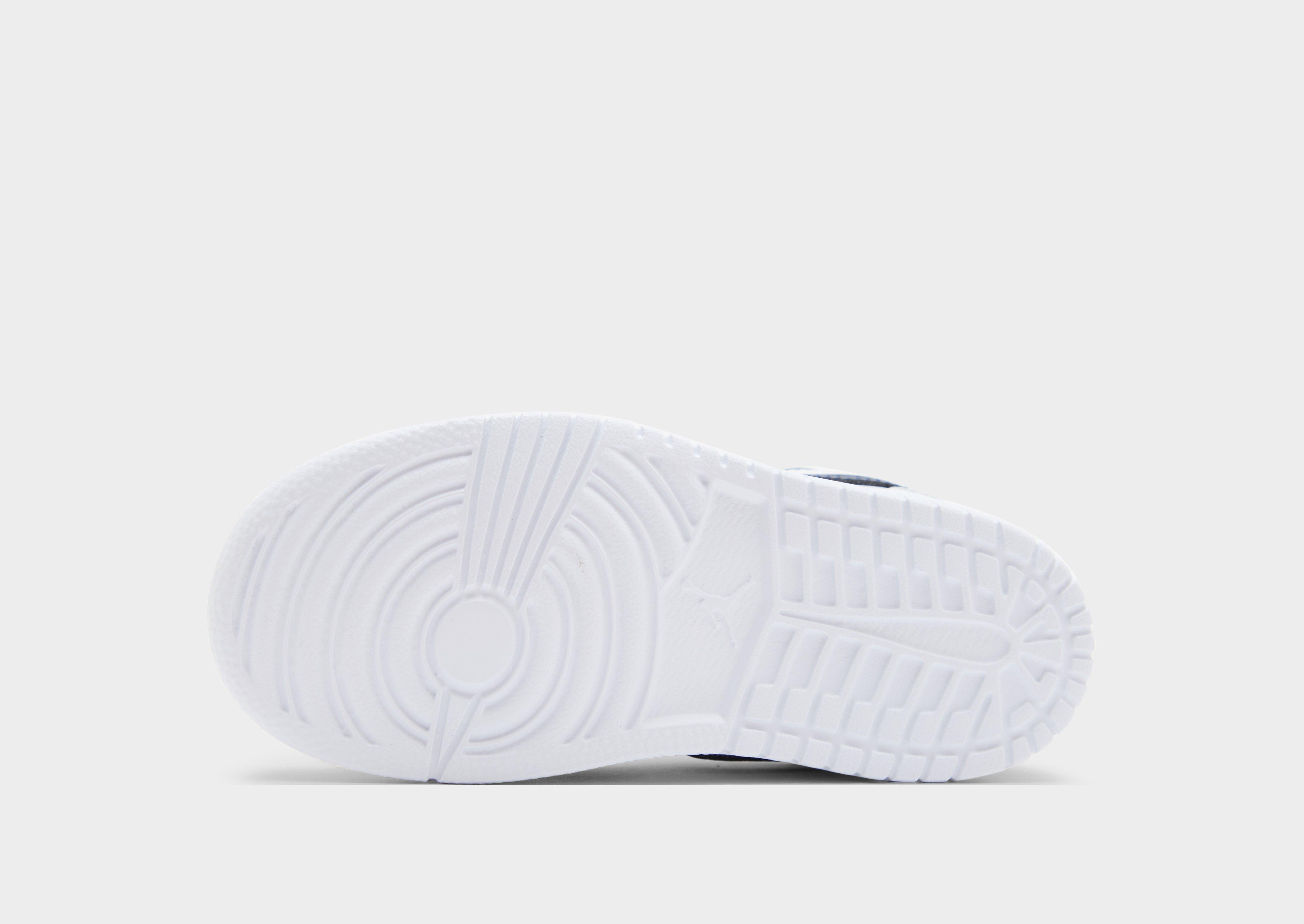 Детски маратонки JORDAN 1 LOW ALT BT DR9747-146 Бял