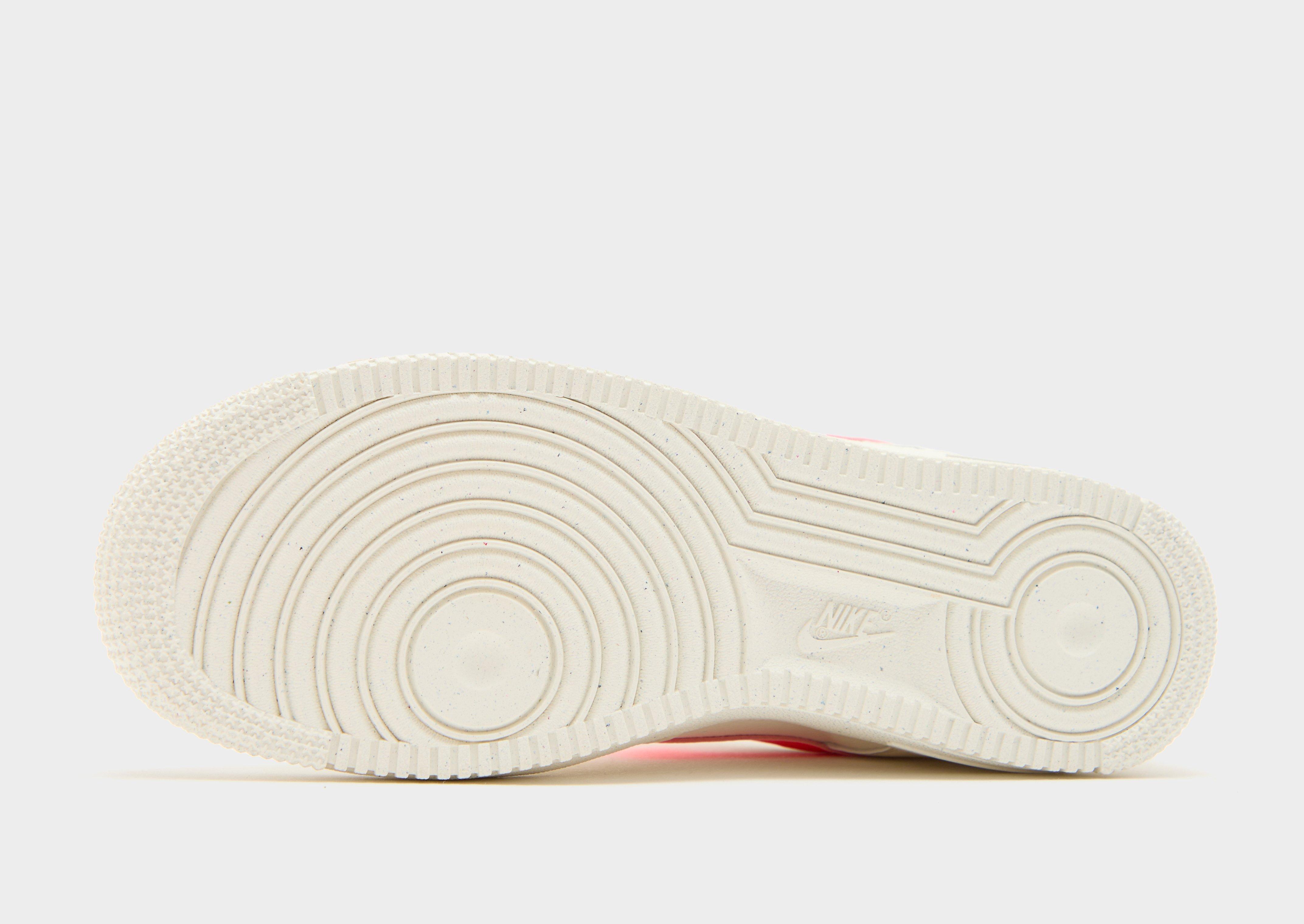 Жіночі кросівки NIKE W AIR FORCE 1 '07 NEXT NATURE DV3808-110 Кремовий