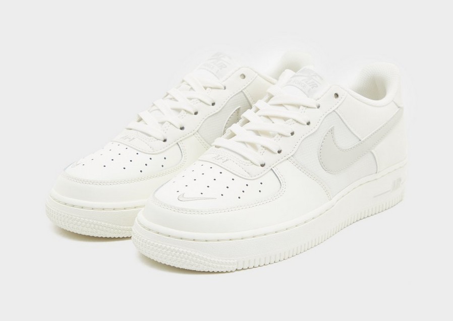 Adidași pentru copii NIKE AIR FORCE 1 LV8 4 BG IB7688-100 Crem