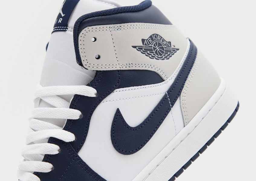 Air Jordan 1 Mid