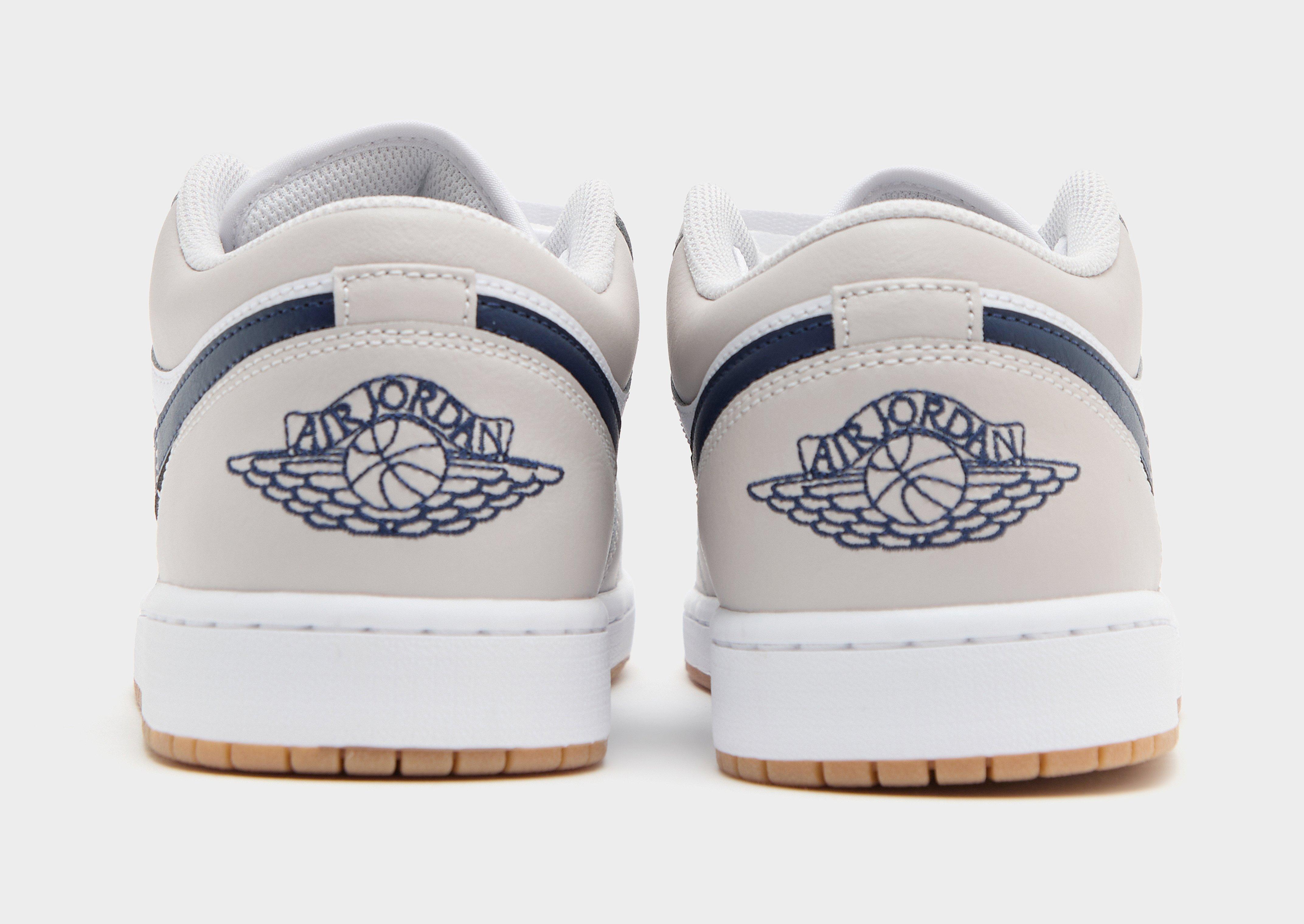 Buty sneakersy męskie AIR JORDAN 1 LOW  553558-146 Biały