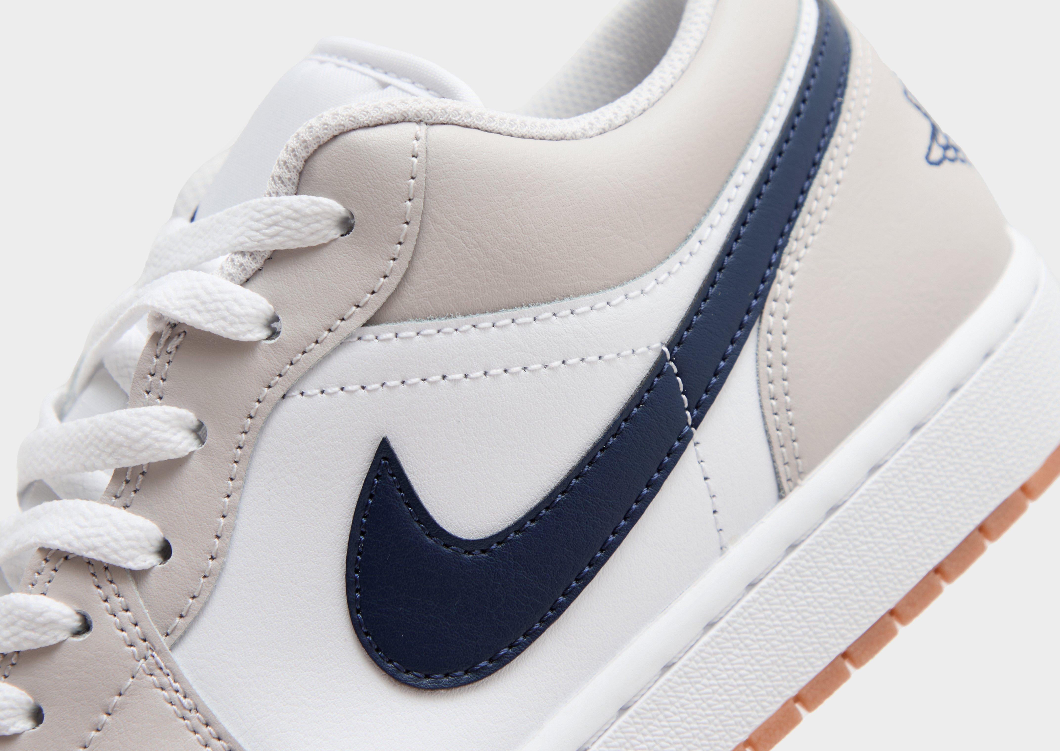 Buty sneakersy męskie AIR JORDAN 1 LOW  553558-146 Biały