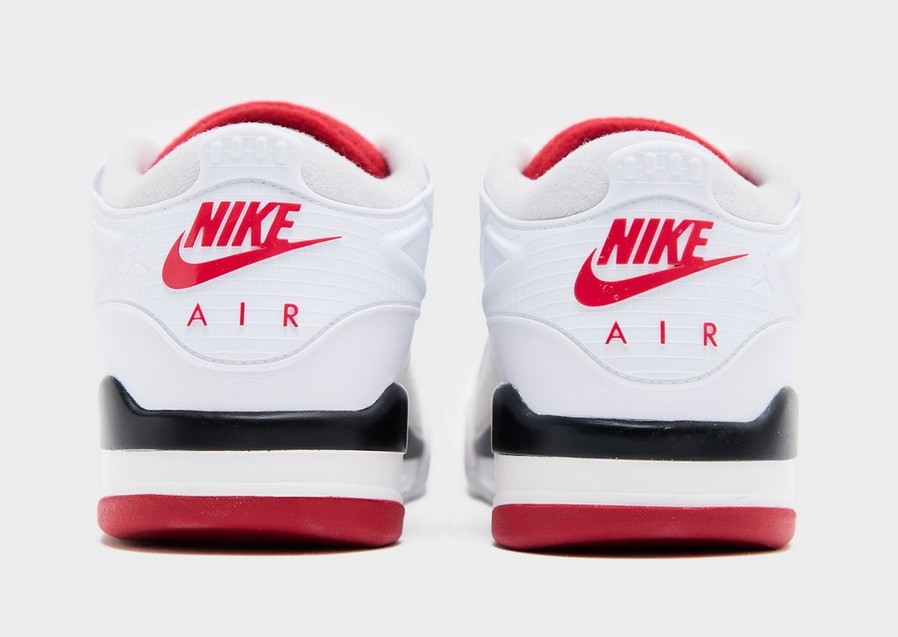 Pánske tenisky AIR JORDAN 4 RM FQ7939-102 Biela