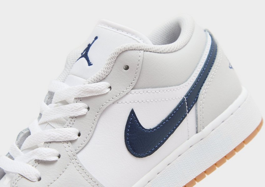 Jordan 1 Low