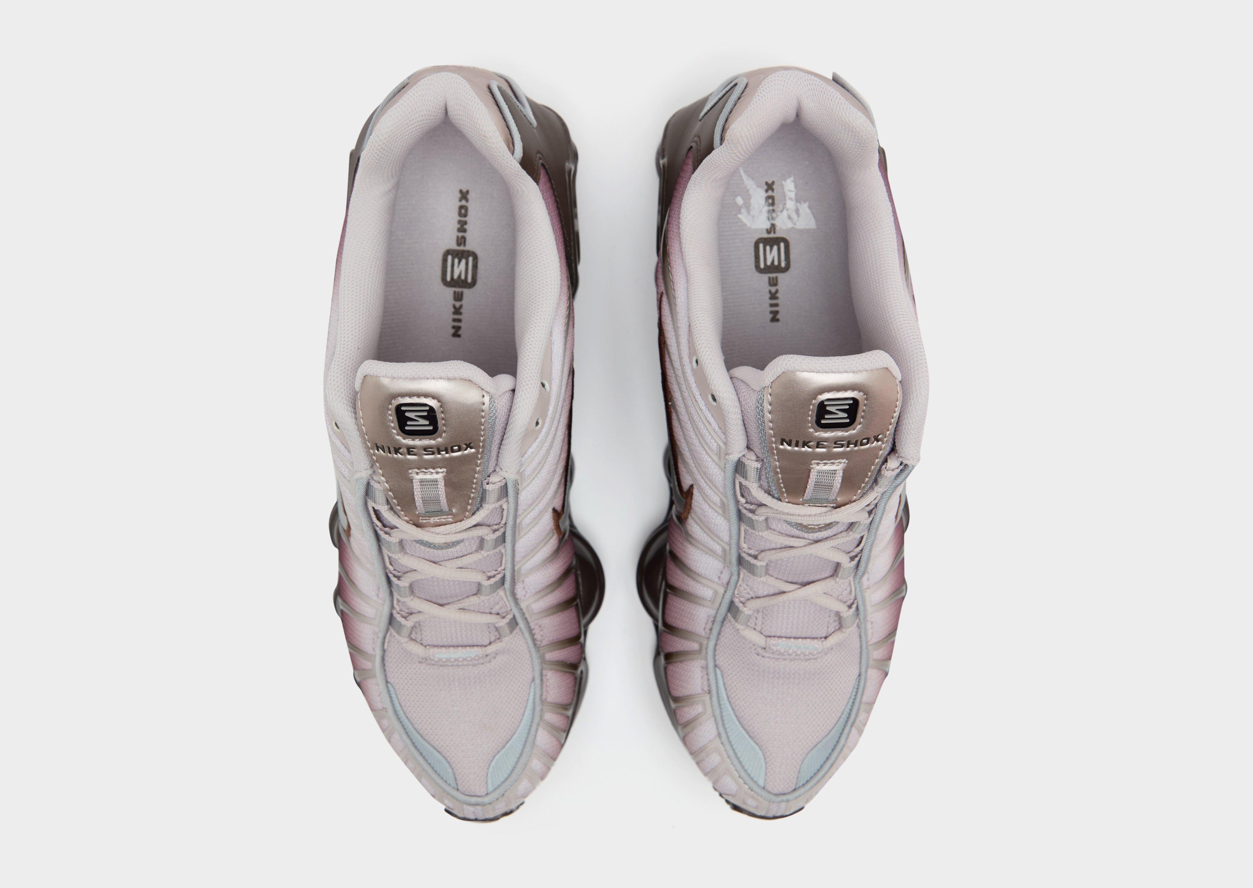 Adidași de damă NIKE W SHOX TL IB7699-200 Maro